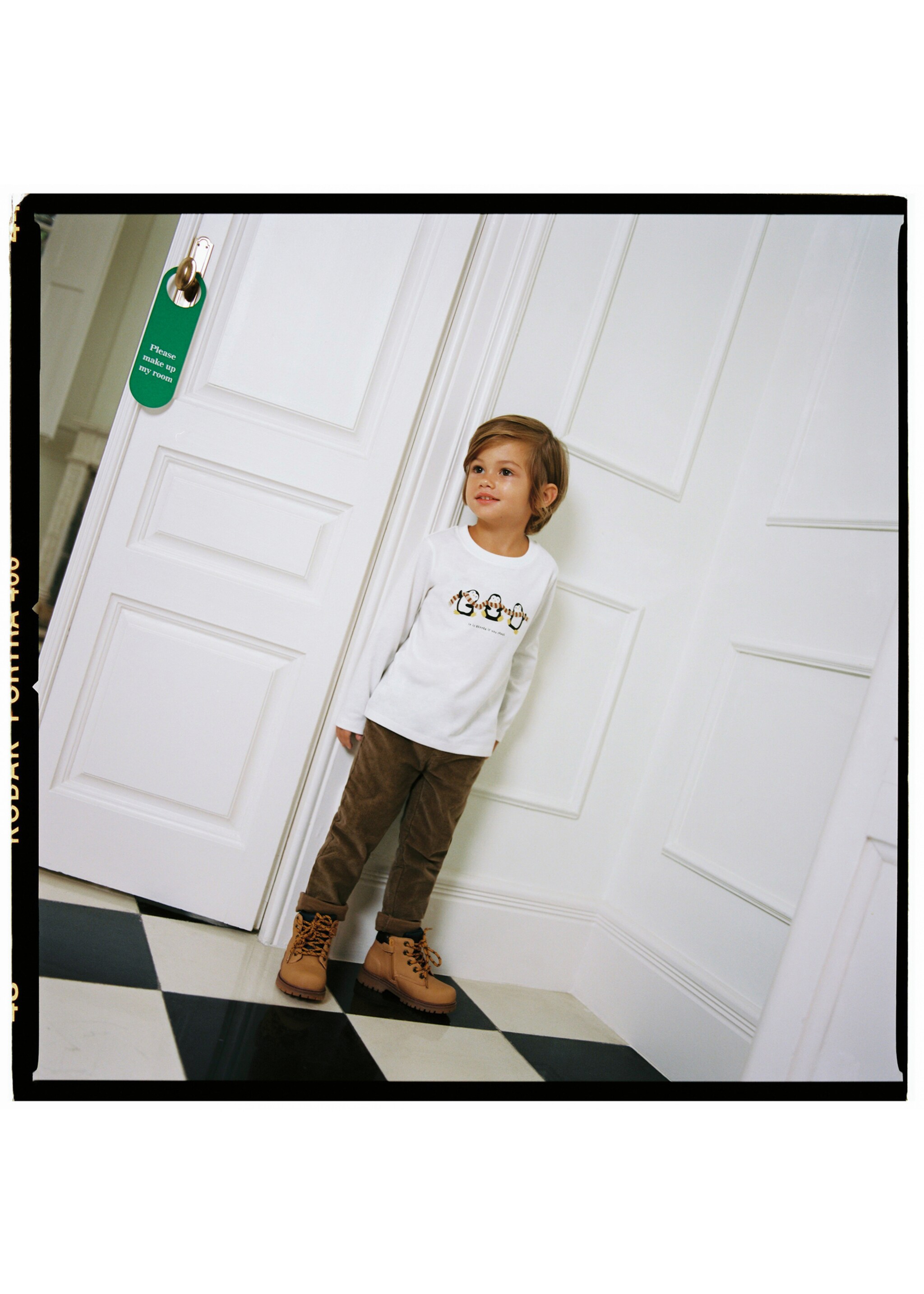 Corduroy jogger trousers - Details of the article 5, Medium Brown. Ref: 57036719-00.