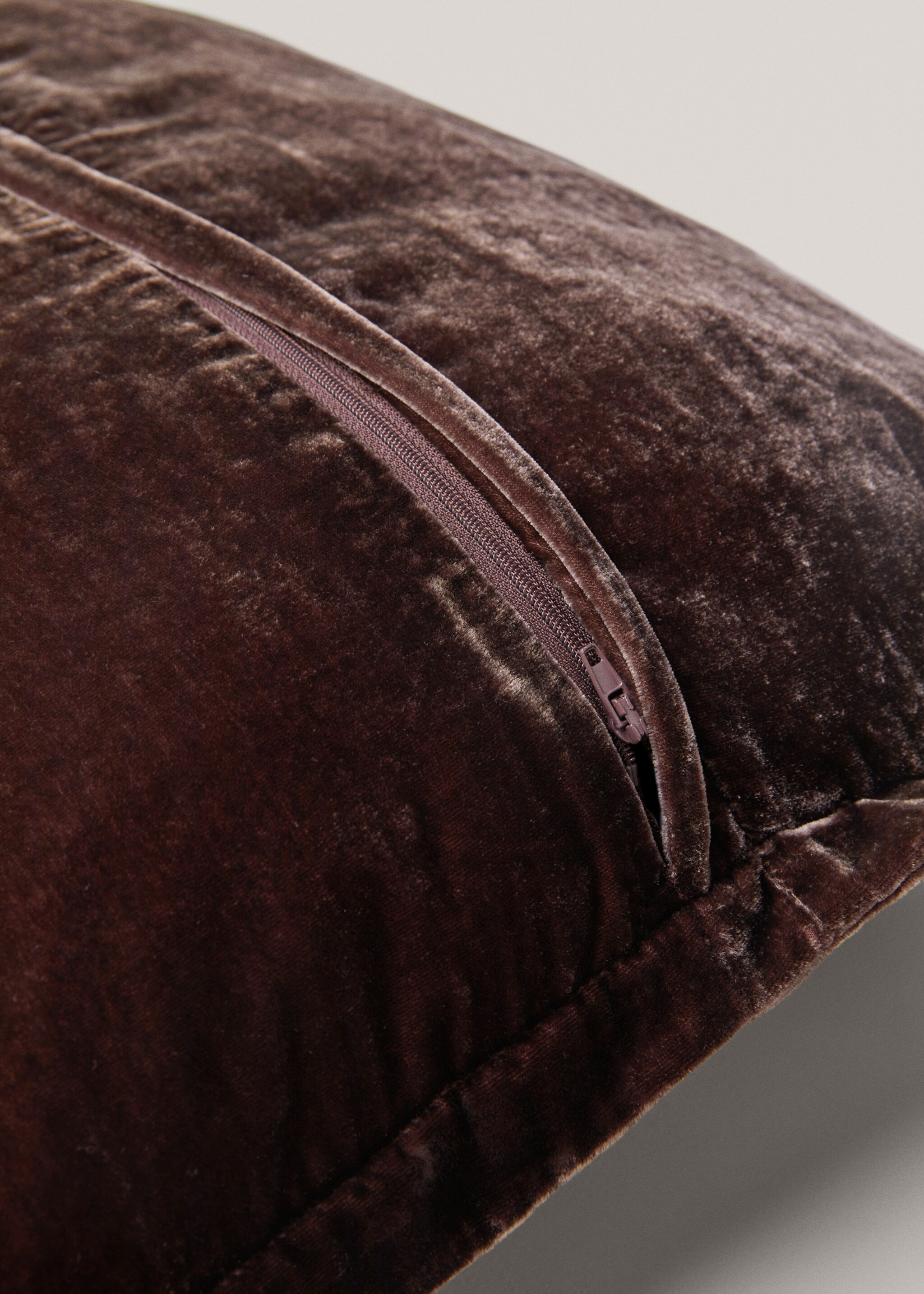 Velvet cushion cover 45x45cm - Details of the article 4