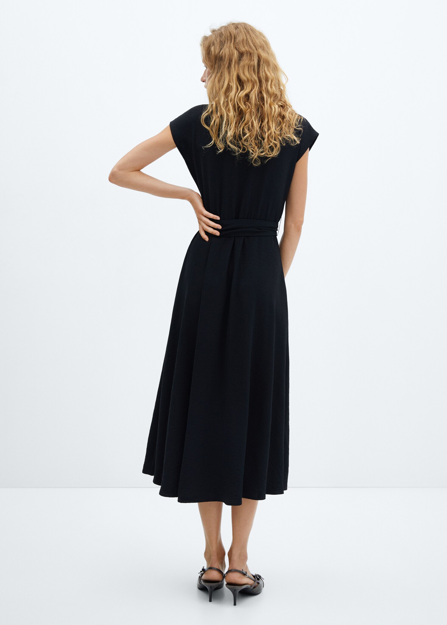 Hemdkleid in Midi-Länge - Rückseite des Artikels