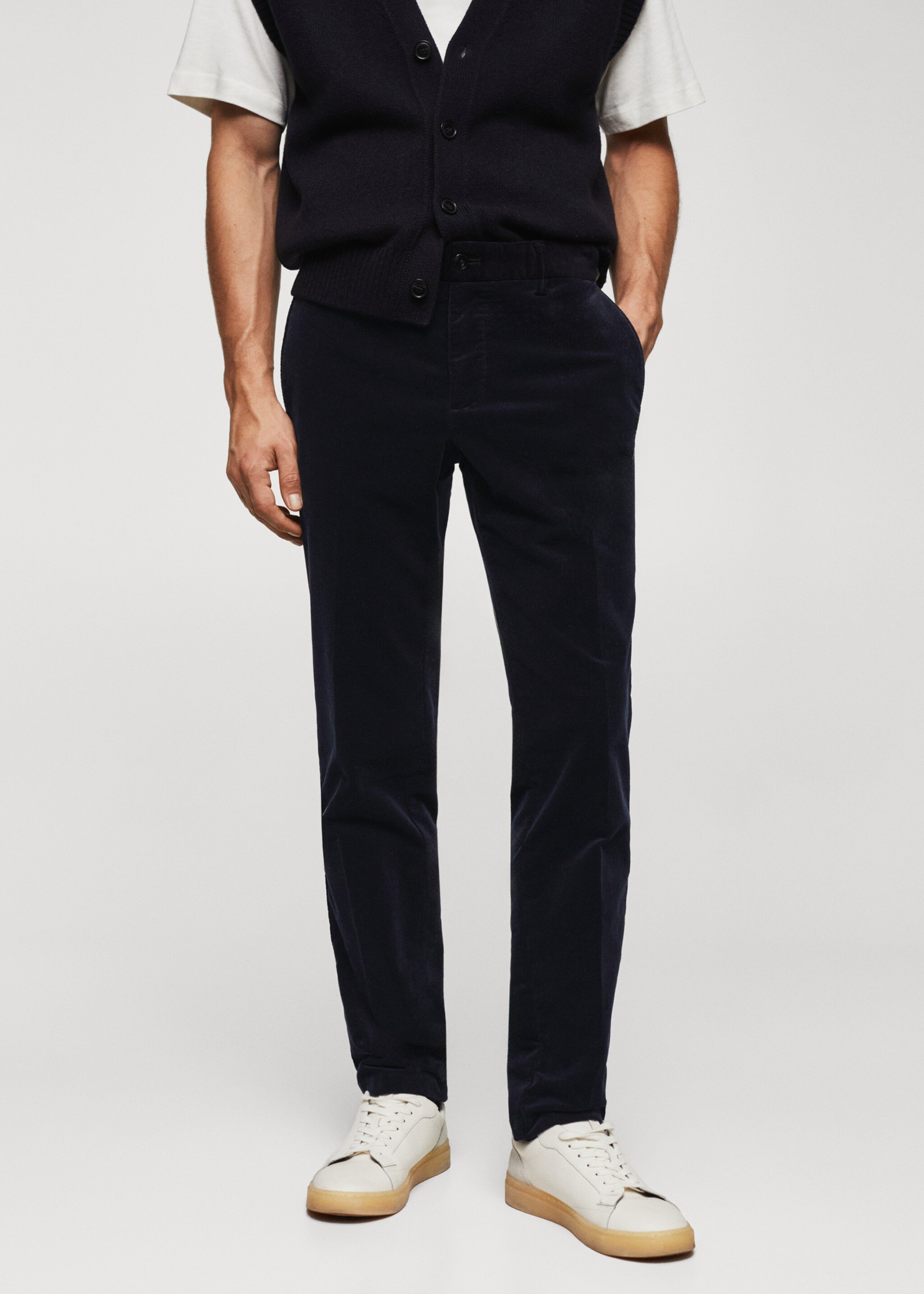 Slim-fit micro-corduroy pants - Medium plane