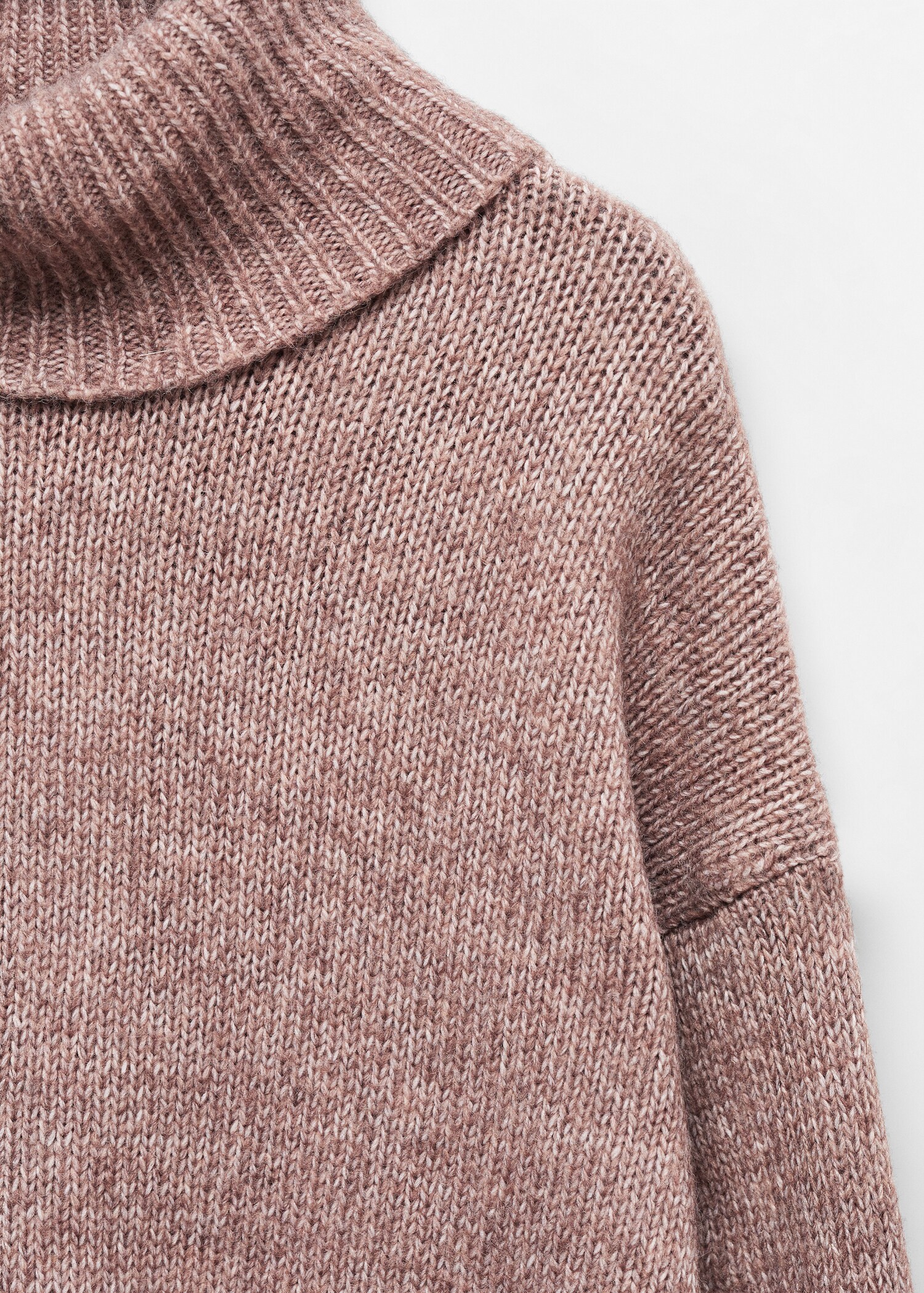 Turtleneck knitted sweater - Details of the article 8