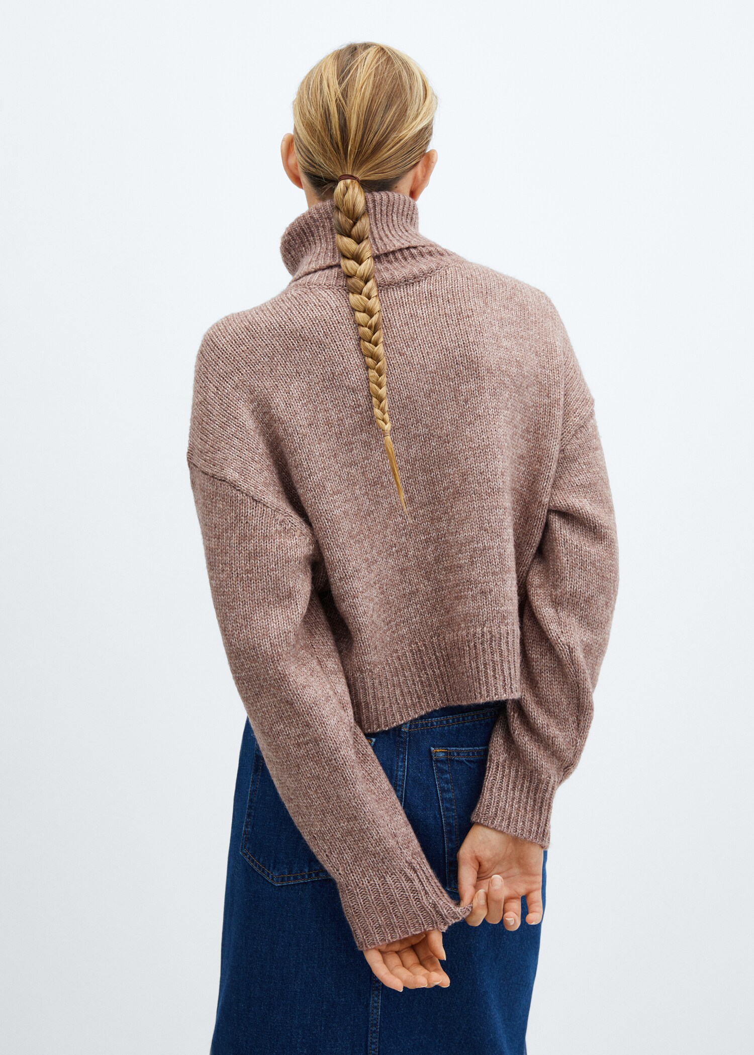 Turtleneck knitted sweater - Reverse of the article