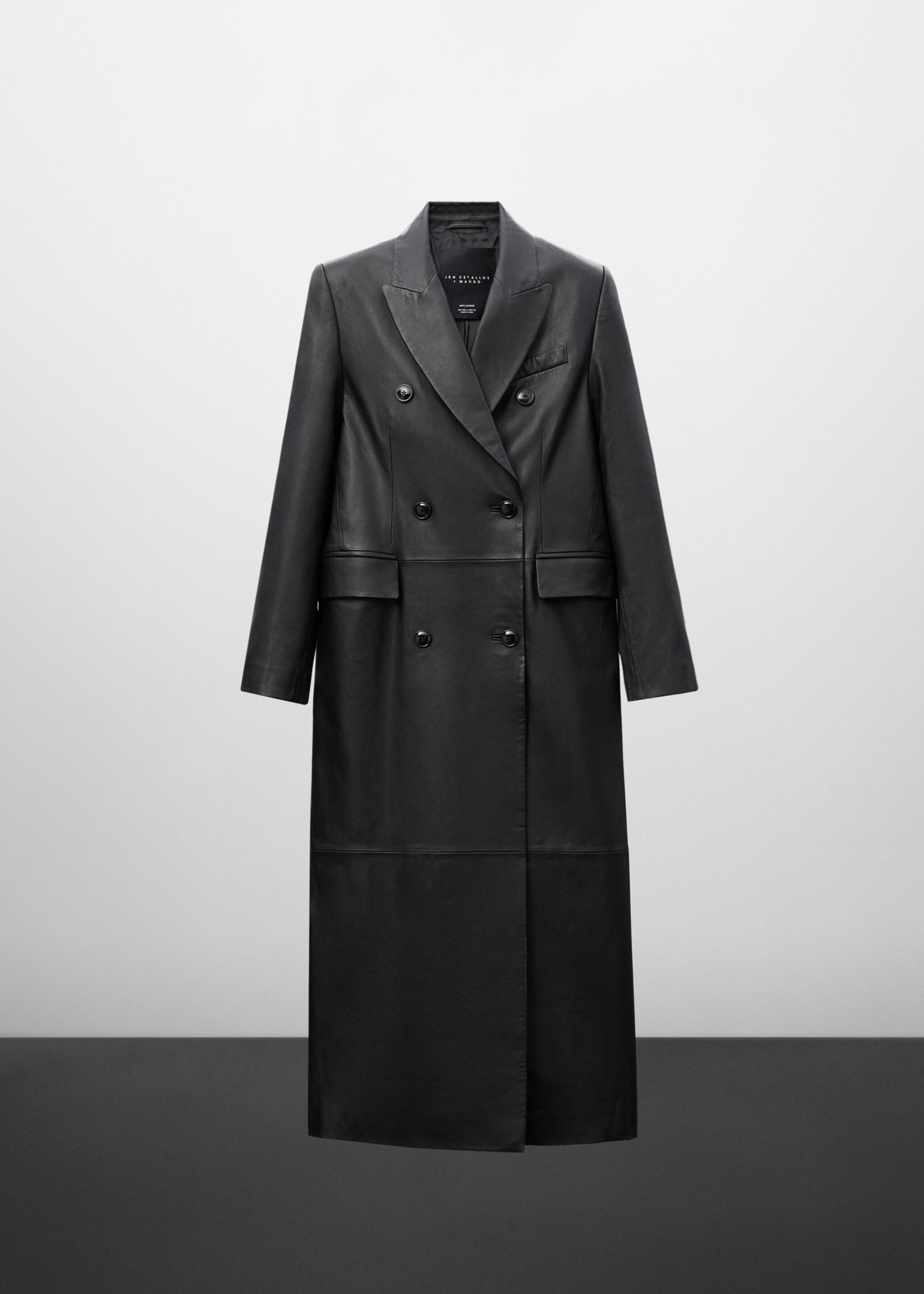 Double-breasted leather coat - Article without model, Black. Ref: 57039115-00.