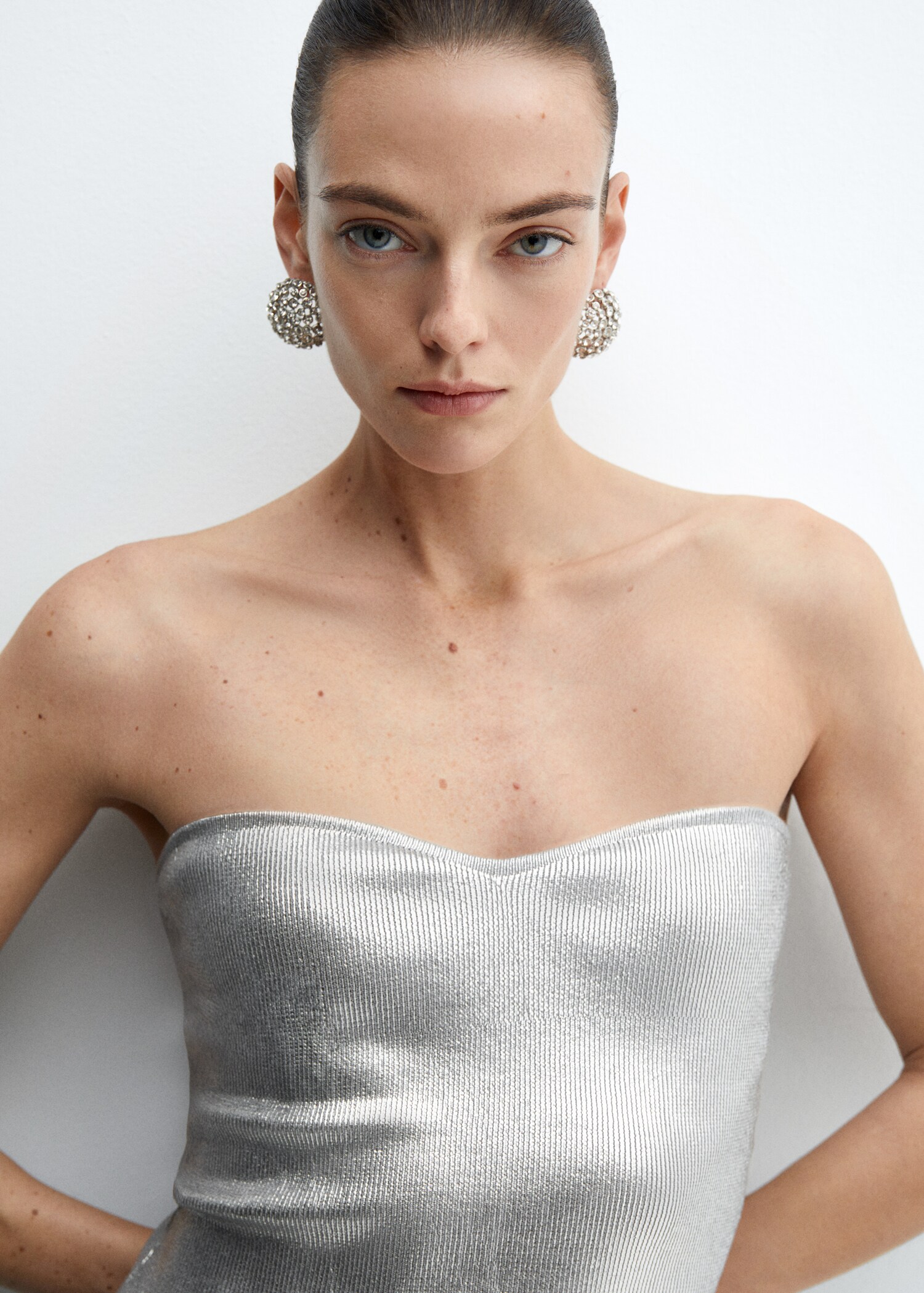 Metallic top with sweetheart neckline - Details of the article 1