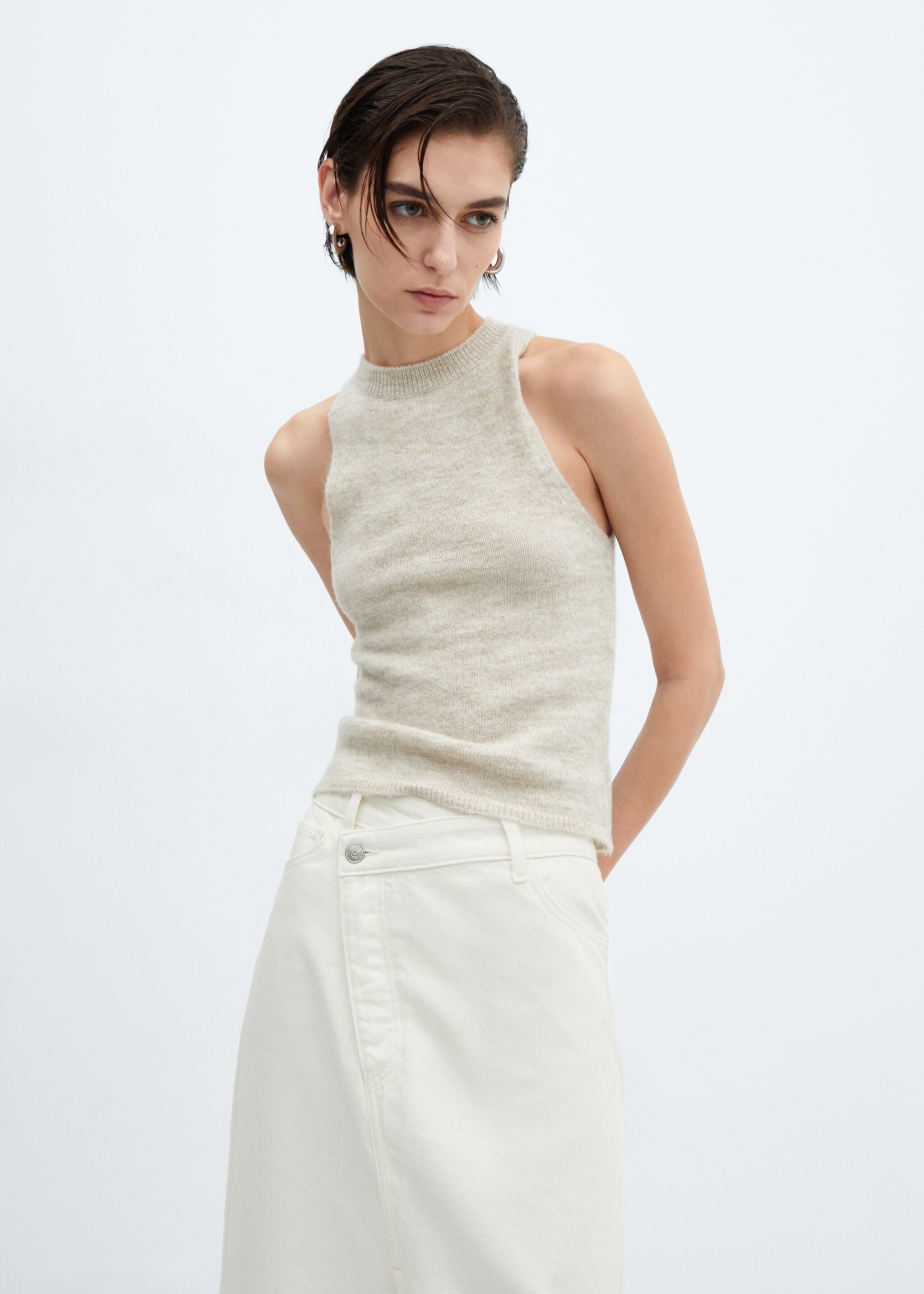 Slit denim skirt - Details of the article 1, Ecru. Ref: 57039123-00.