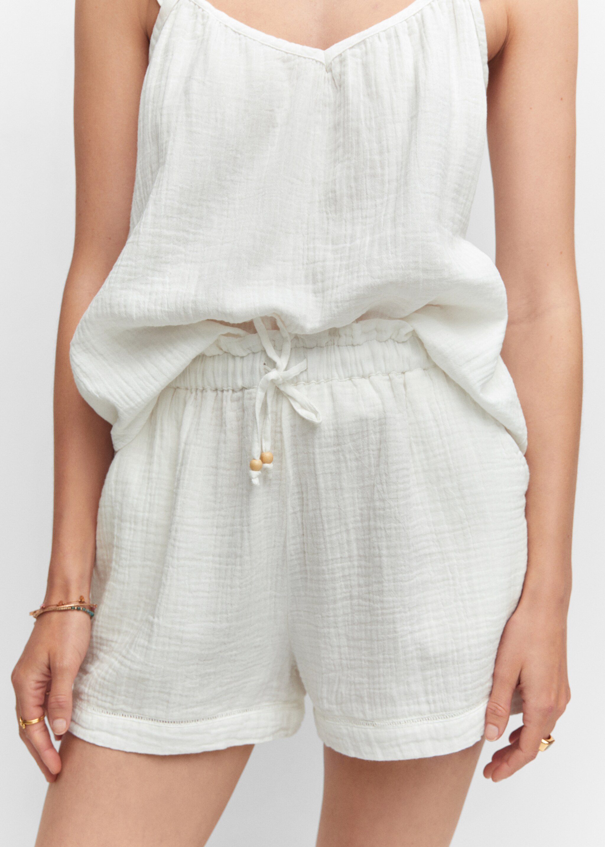 Cotton shorts with elastic waist - Details of the article 6