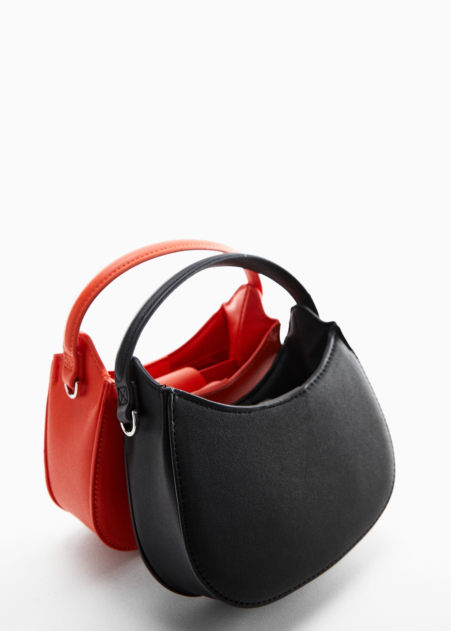 Shoulder bag with short handle - Details of the article 5