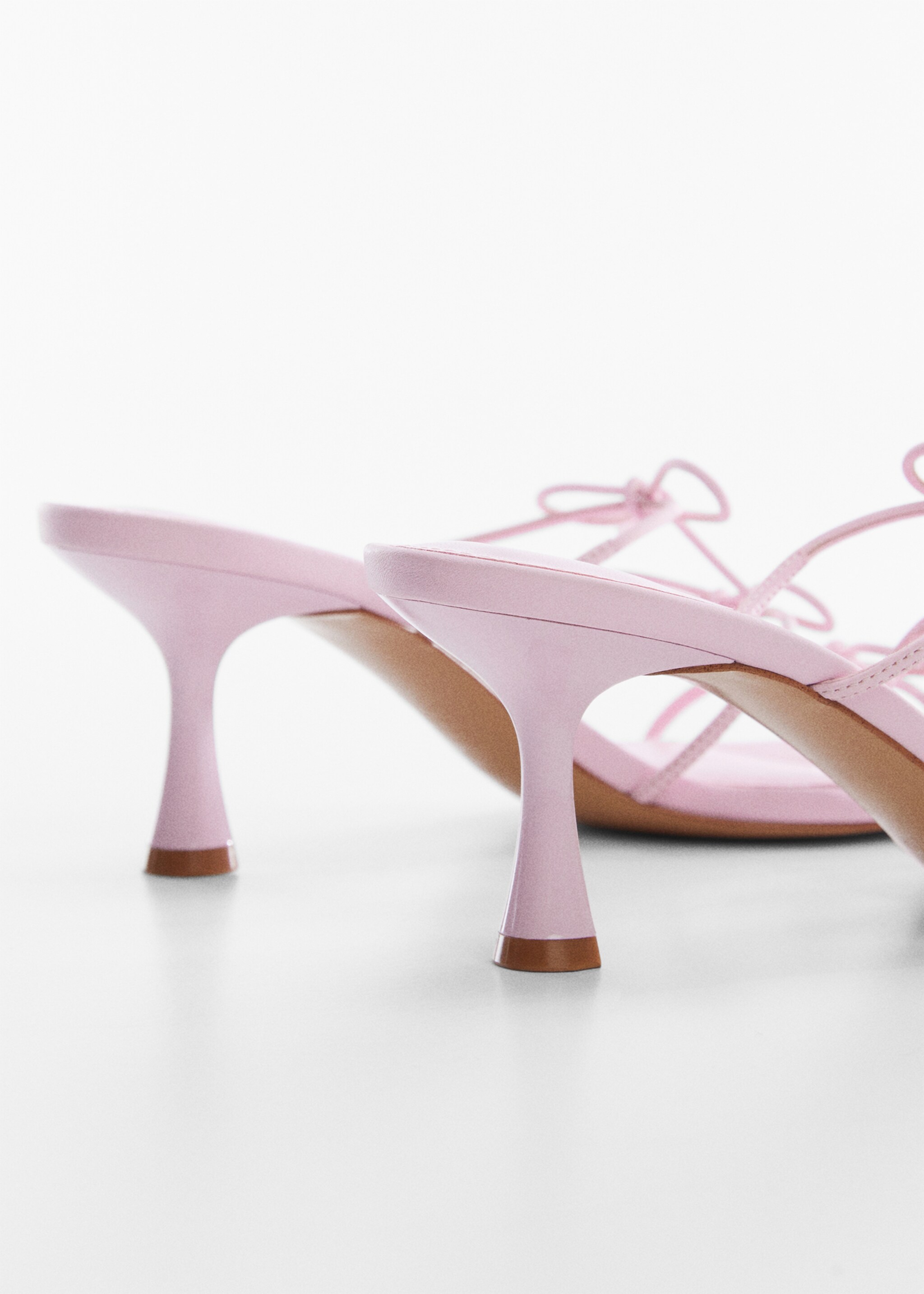 Bows leather sandals - Details of the article 2, Light/Pastel Purple. Ref: 57040049-00.