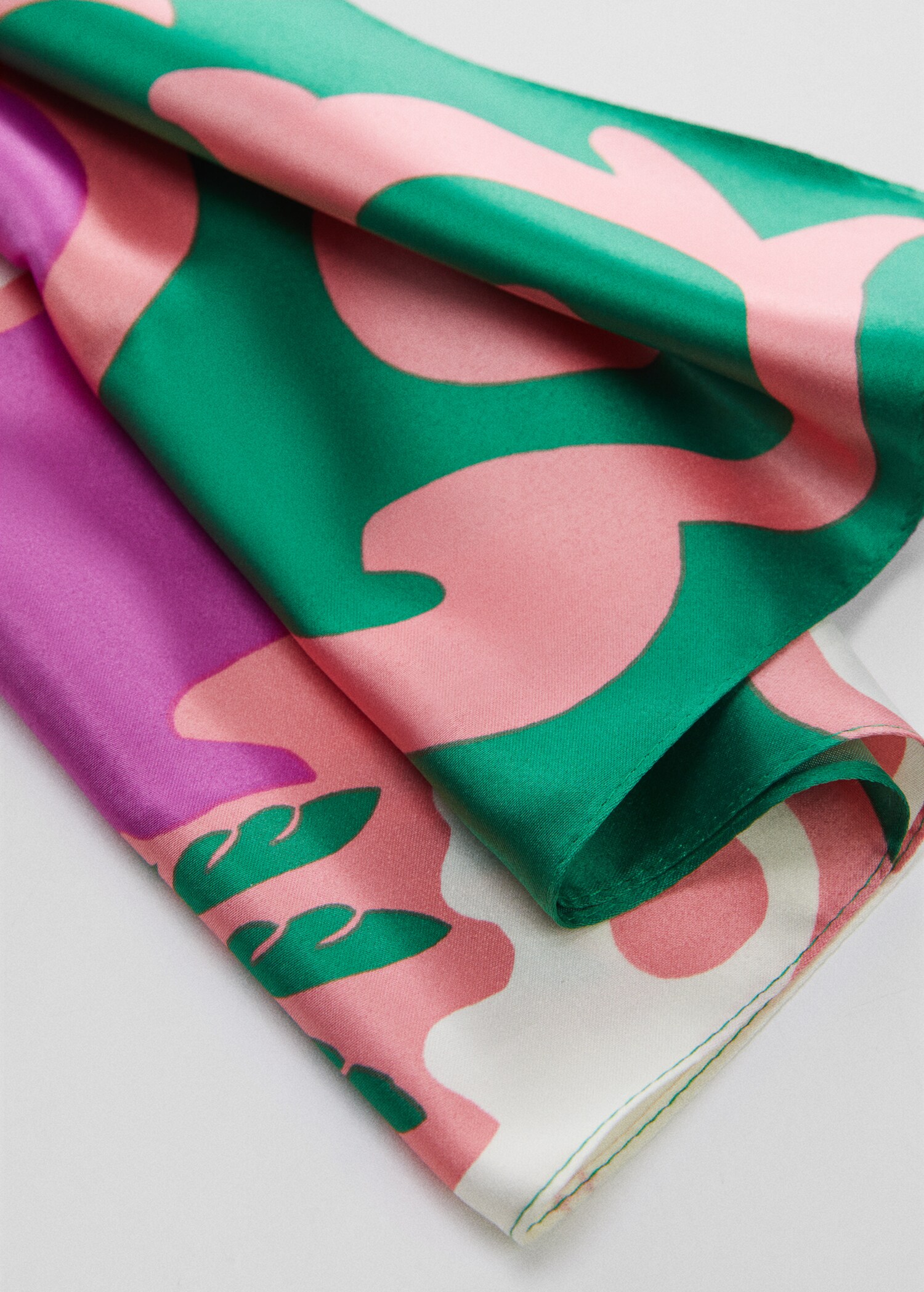 Bedrucktes Satin-Halstuch - Detail des Artikels 1
