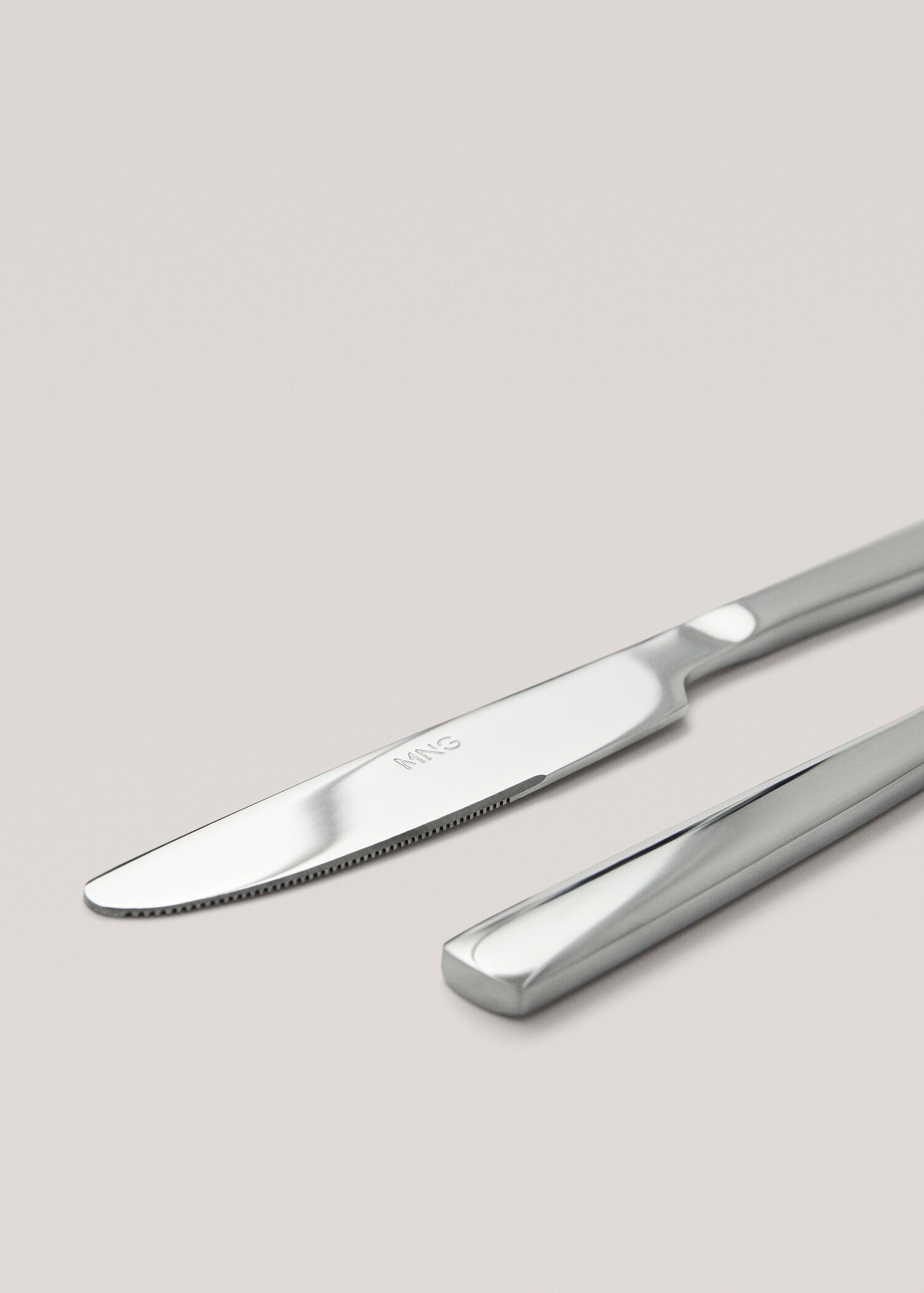 Pack of 4 knives - Details of the article 1