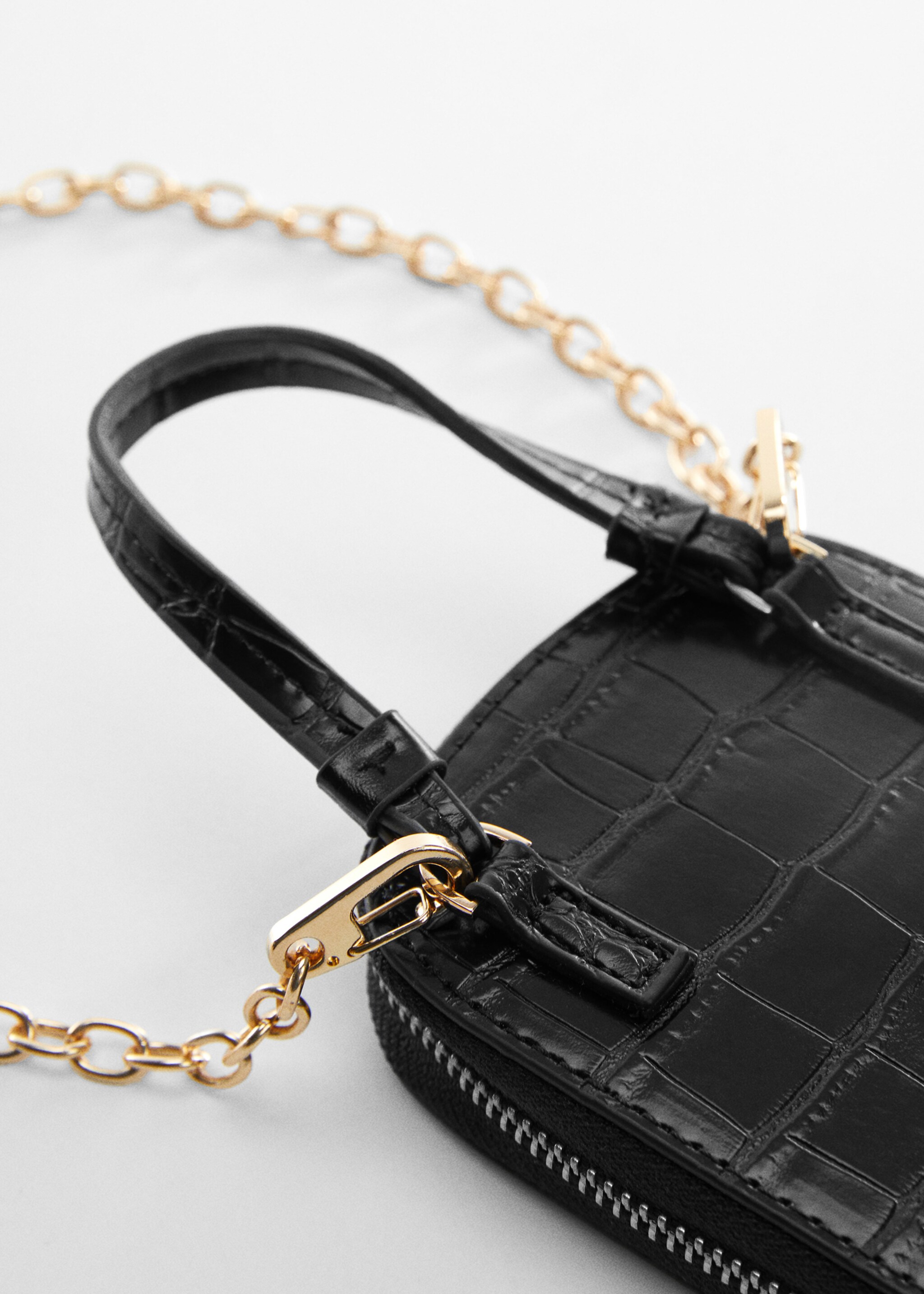 Crocodile mobile case - Details of the article 2, Black. Ref: 57040252-00.