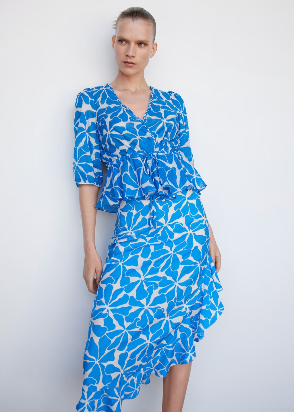 Asymmetrical printed skirt - Women | MANGO OUTLET USA