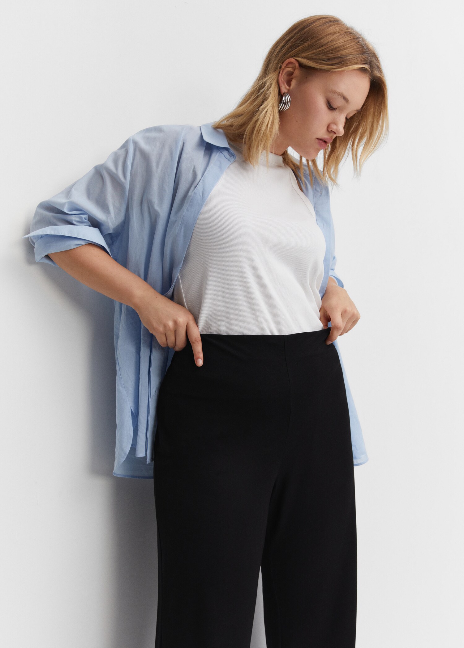 Pantaloni din tricot wide leg - Detaliu al articolului 4
