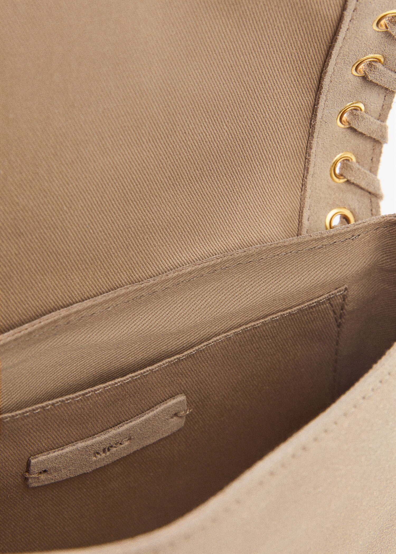 Stud leather bag - Details of the article 3