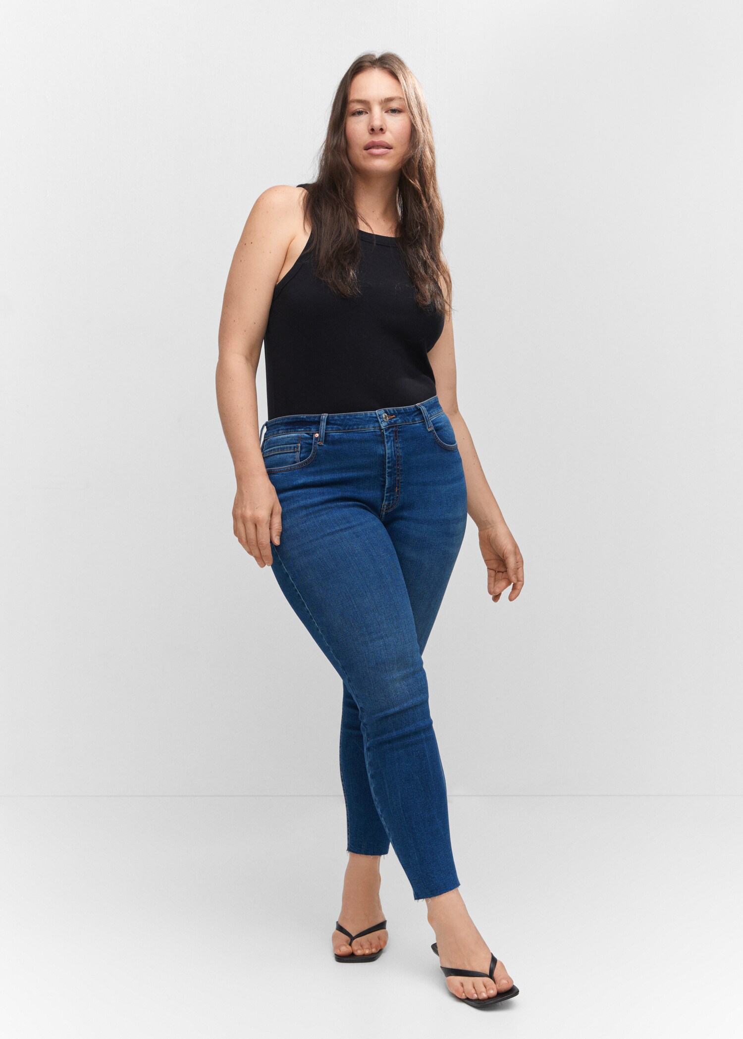 Skinny cropped jeans - Details of the article 3