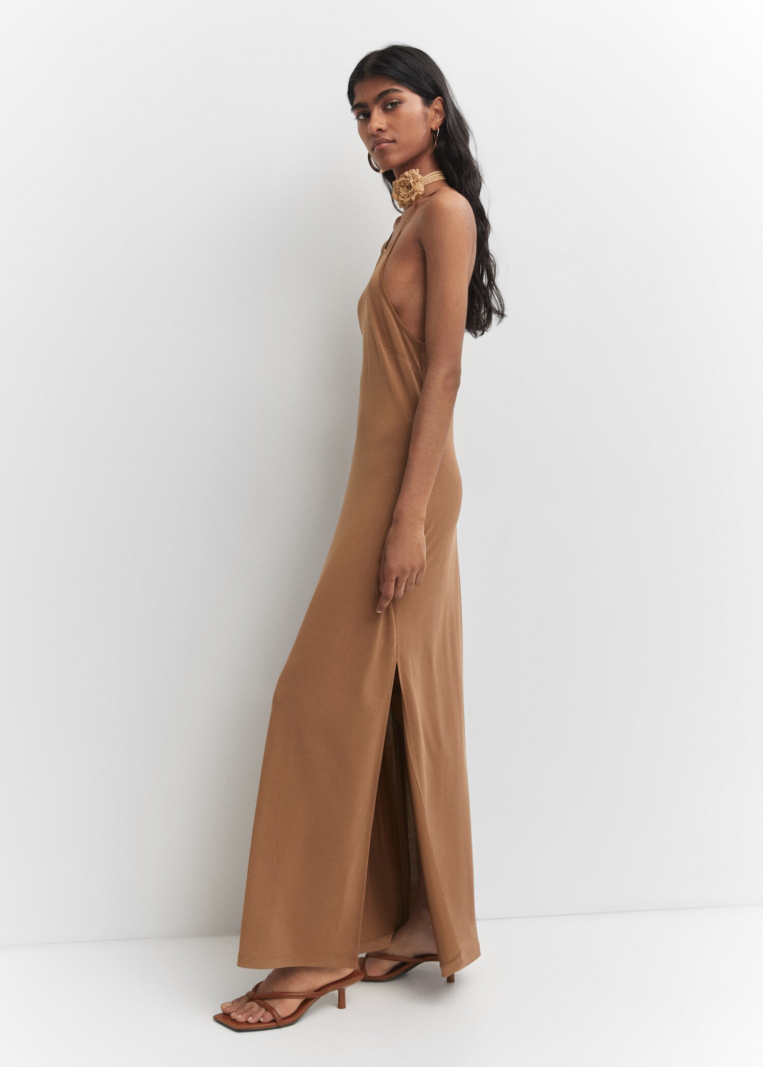 Neckholder-Kleid aus Modal - Detail des Artikels 2