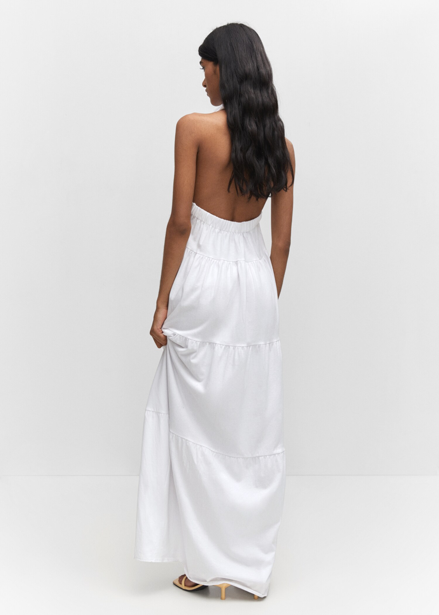 Vestit halter esquena oberta - Revers de l'article