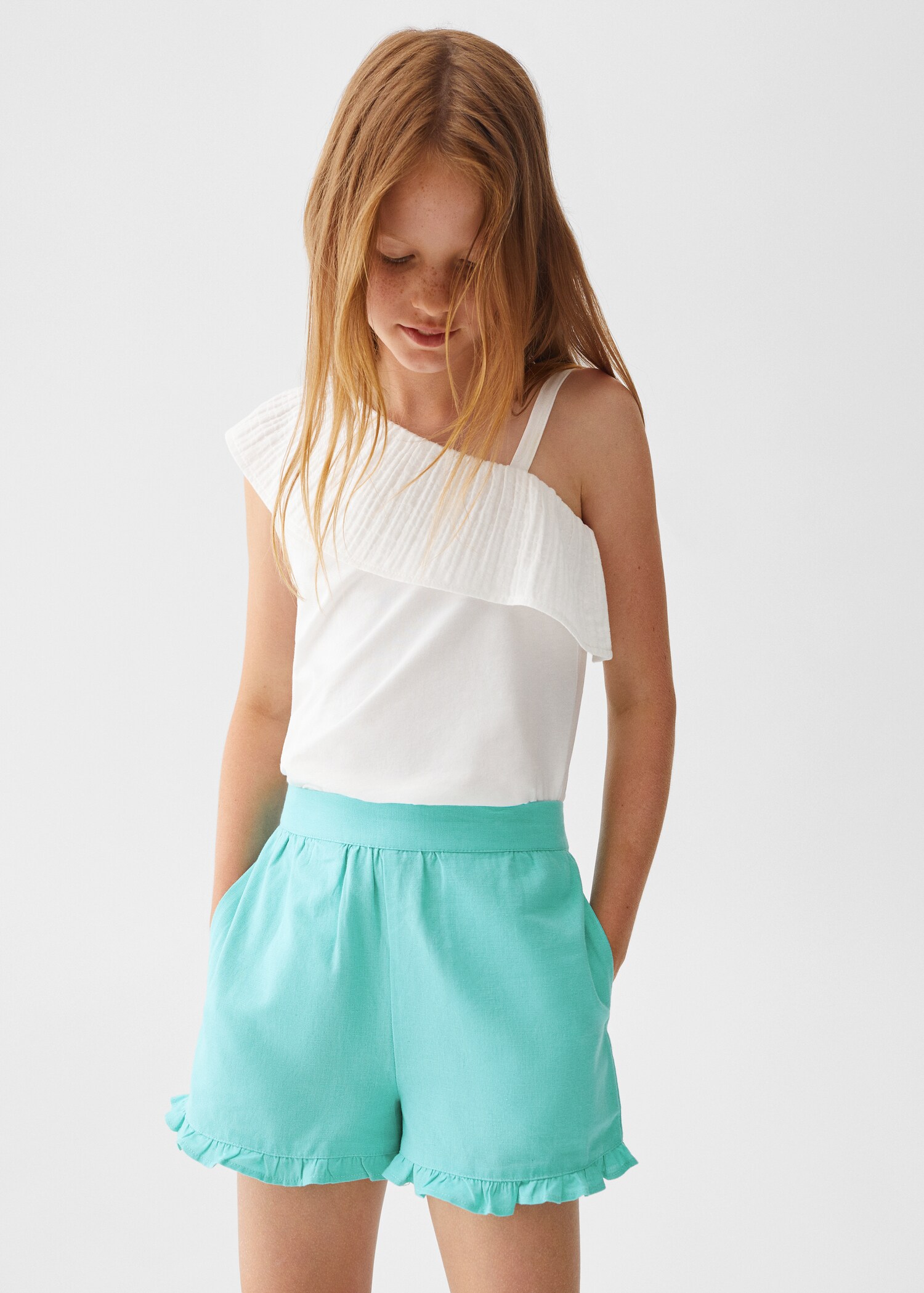 Shorts with gathered detail - Medium plane