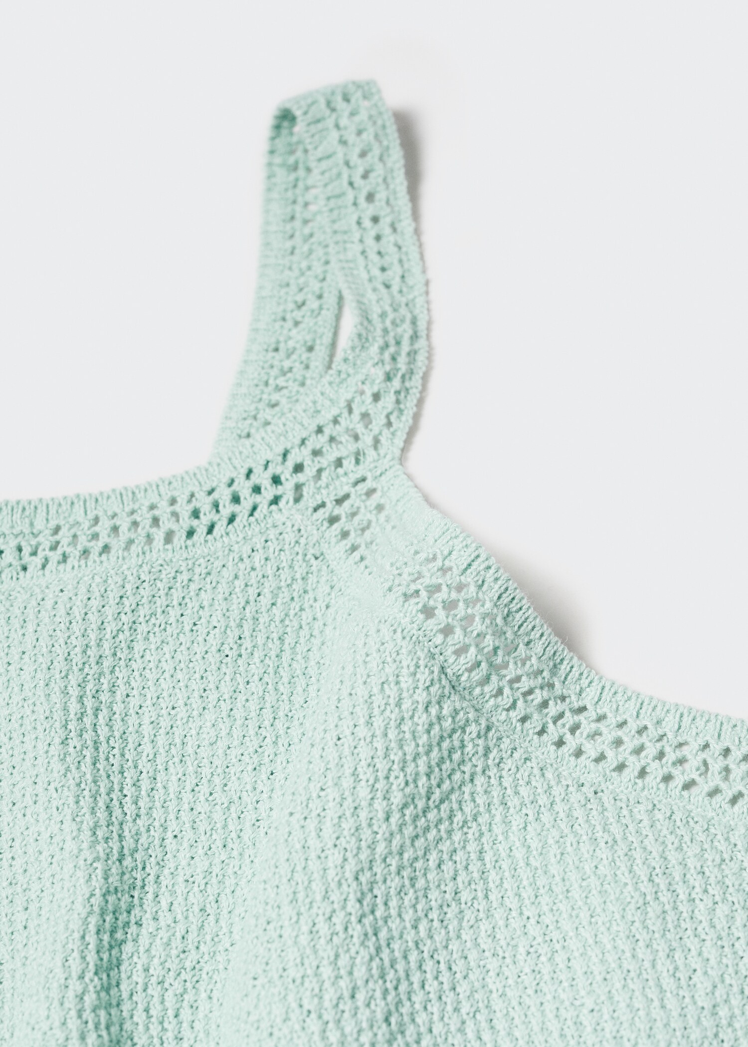 Crochet top - Details of the article 8