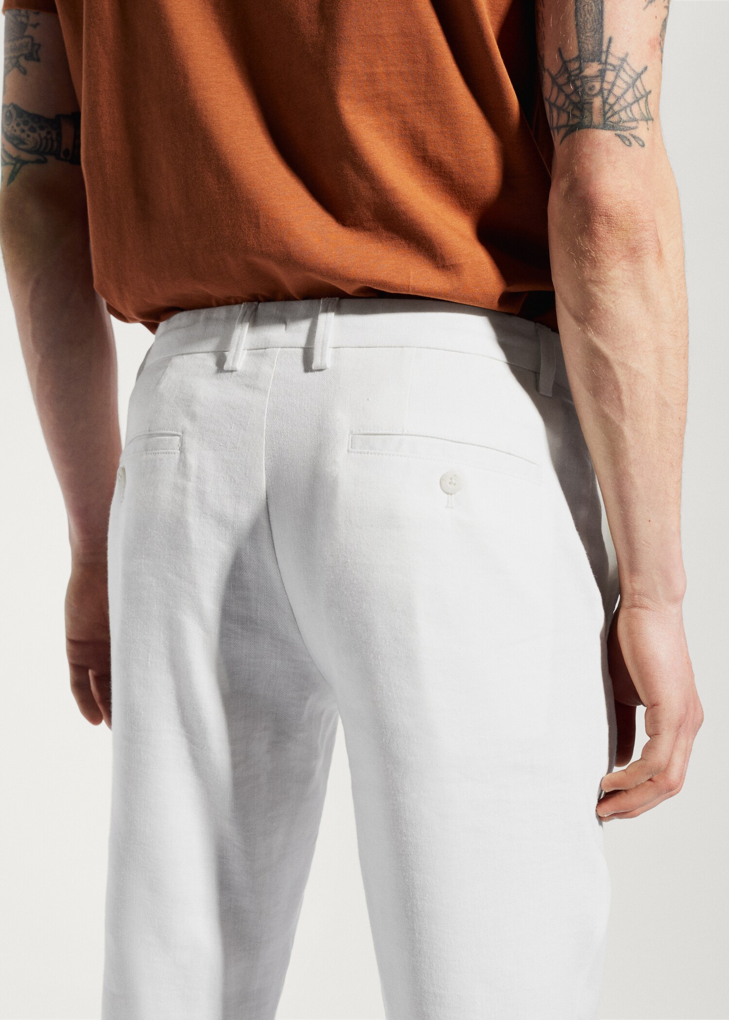 Linen slim-fit trousers with inner drawstring - Details of the article 6