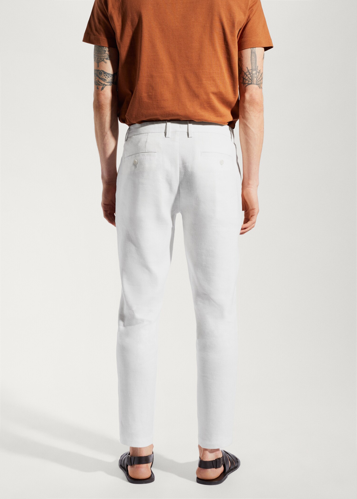 Linen slim-fit trousers with inner drawstring - Reverse of the article