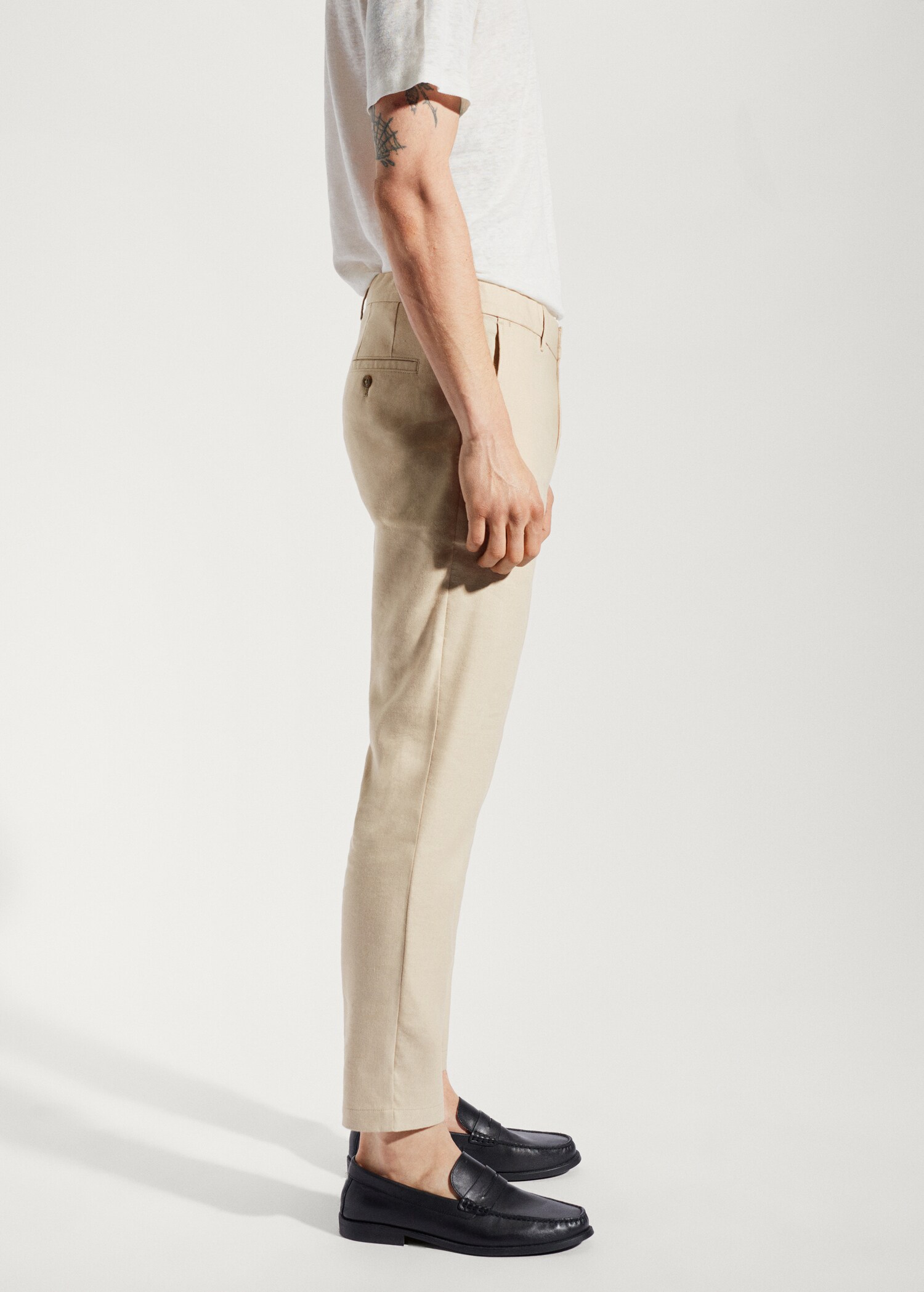 Linen slim-fit trousers with inner drawstring - Details of the article 2