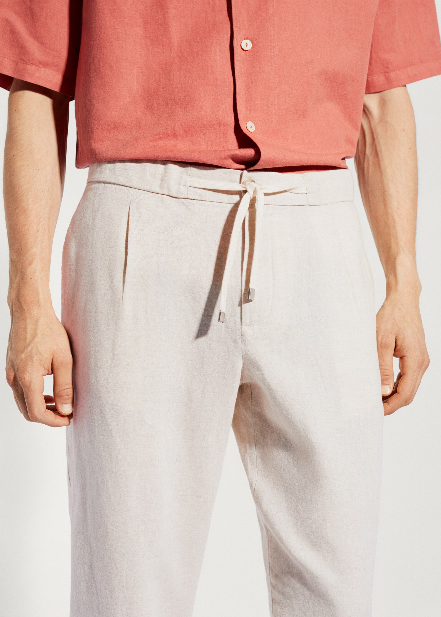 Slim-fit trousers with drawstring - Details of the article 1