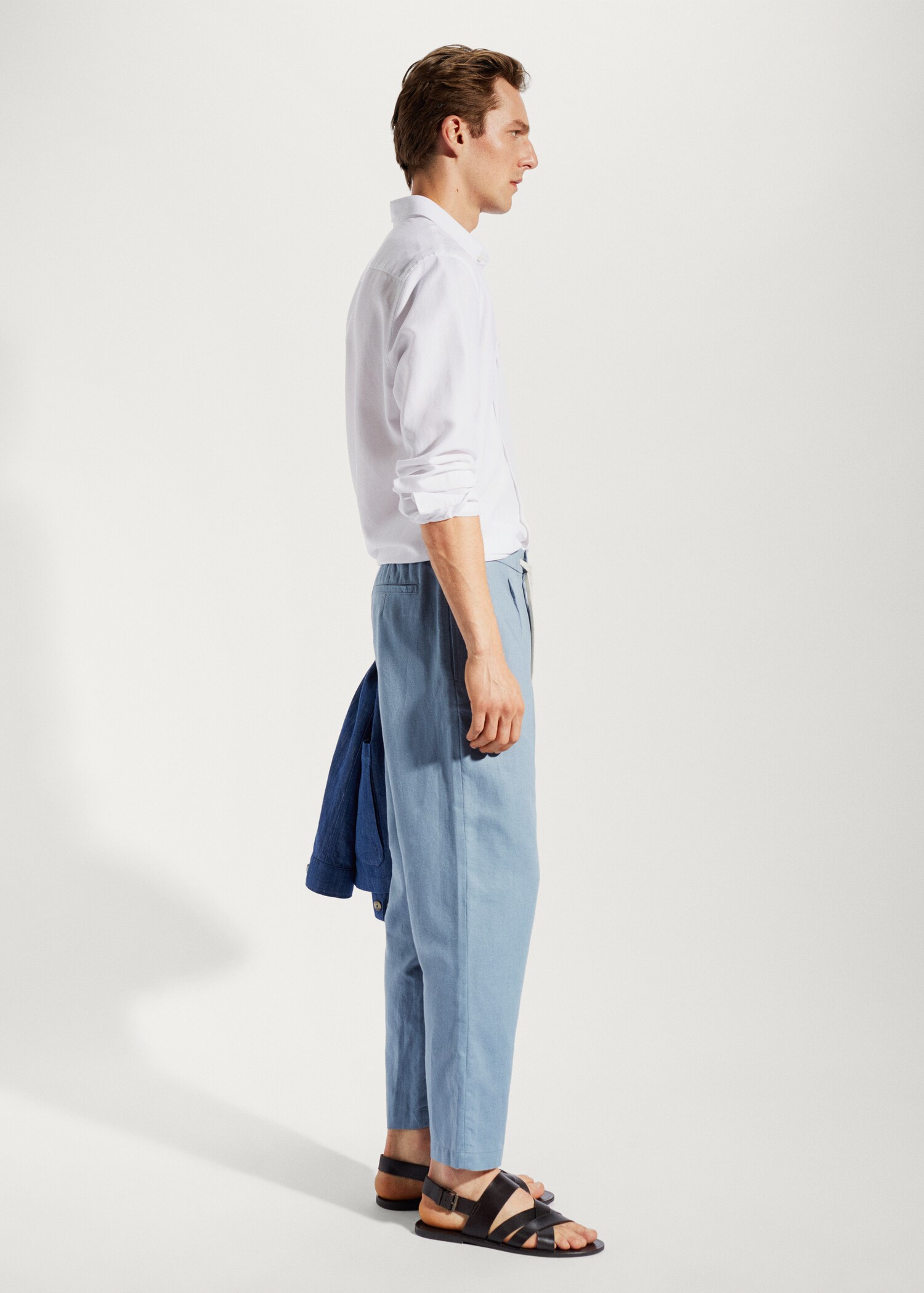 Slim-fit trousers with drawstring - Details of the article 4