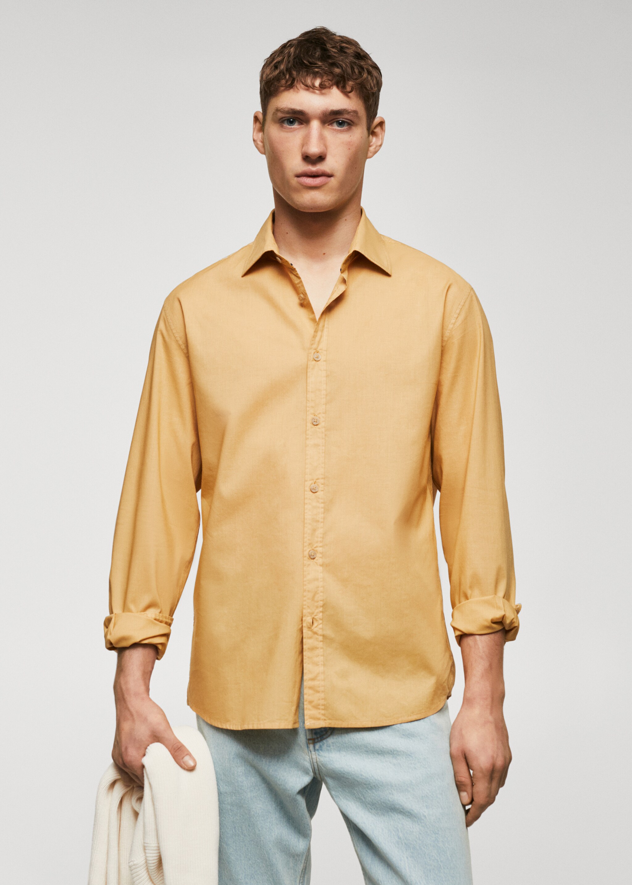 Chemise regular-fit voile de coton - Plan moyen