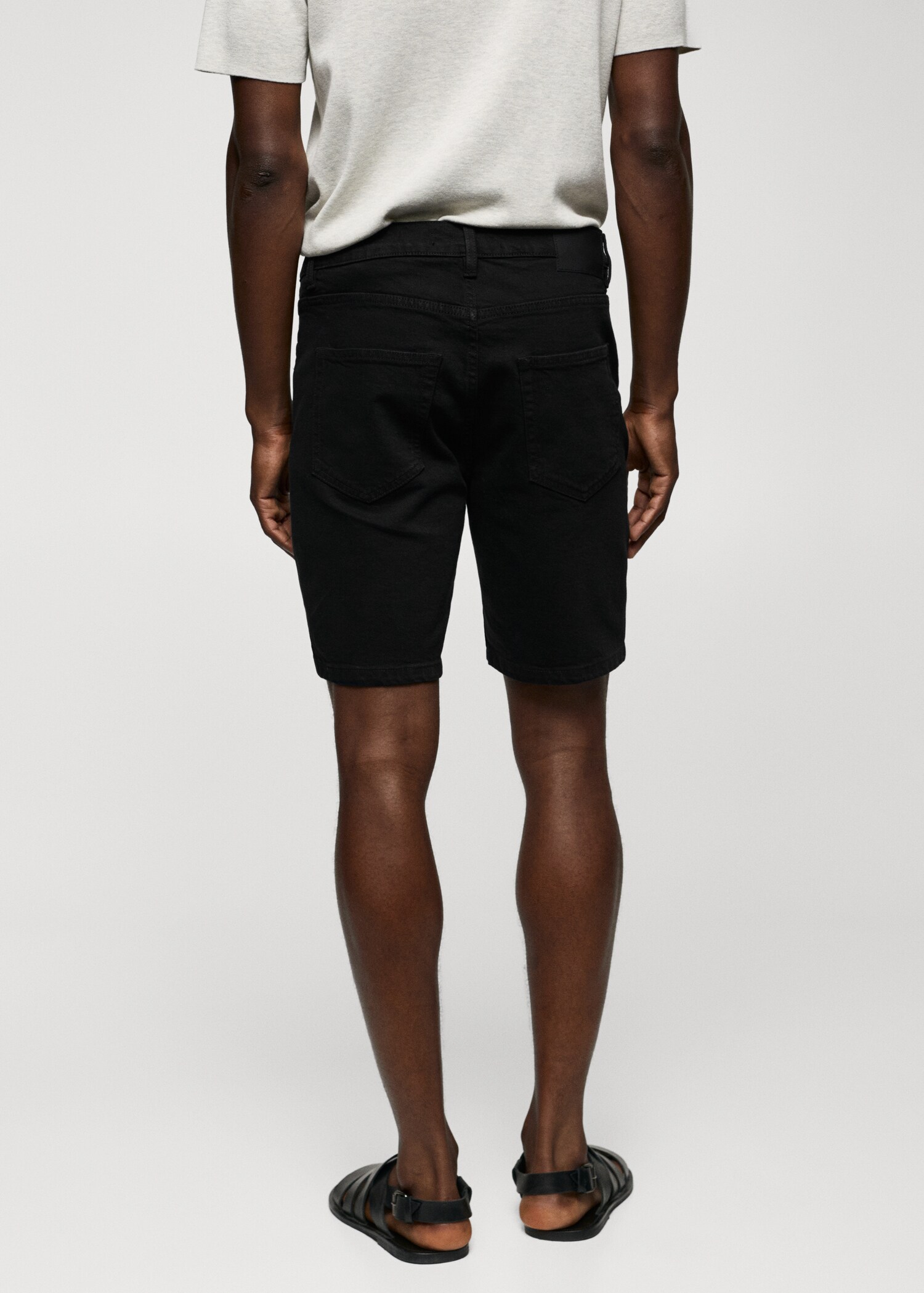 Bermudas vaquera regular fit - Reverso del artículo