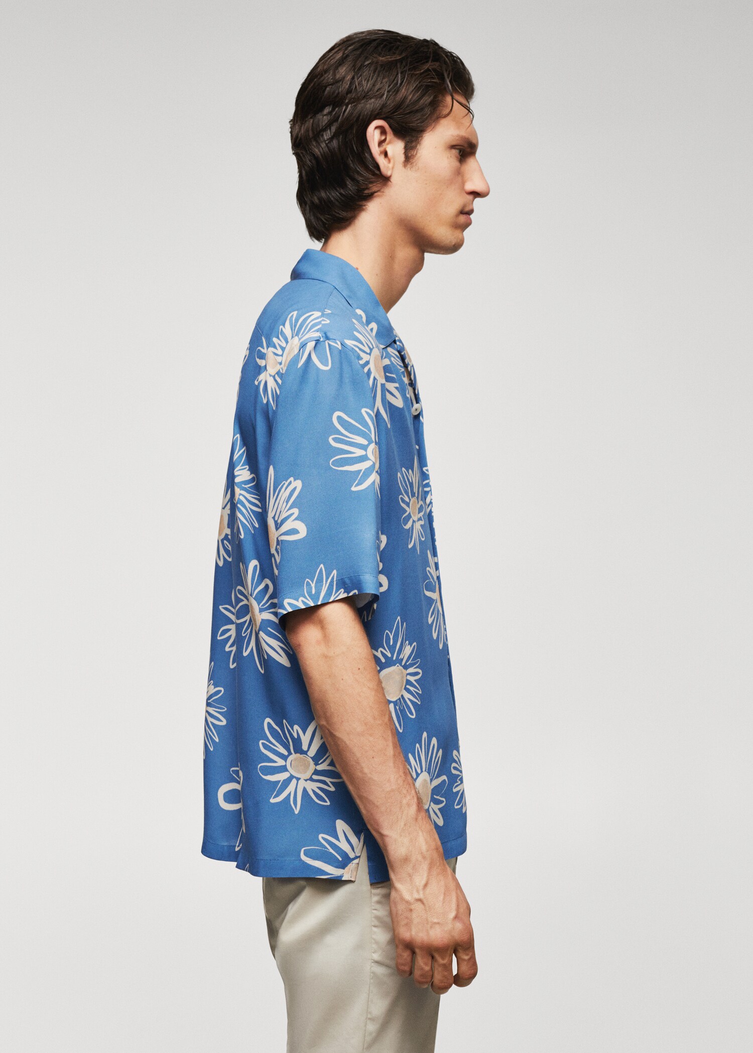 Camisa cuello bowling estampado flor - Detalle del artículo 2