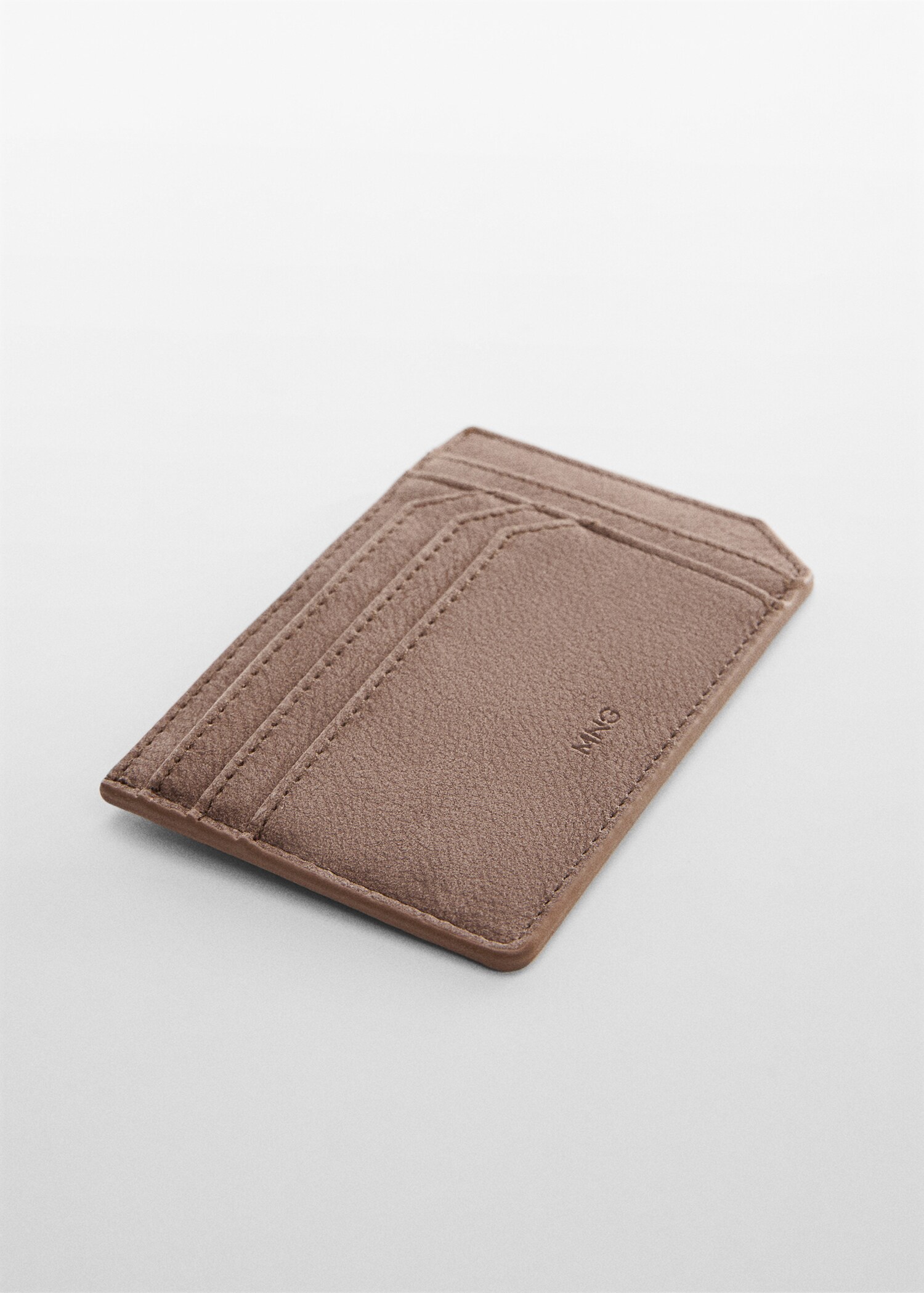 Portcard cu aspect de piele anticontactless - Plan mediu