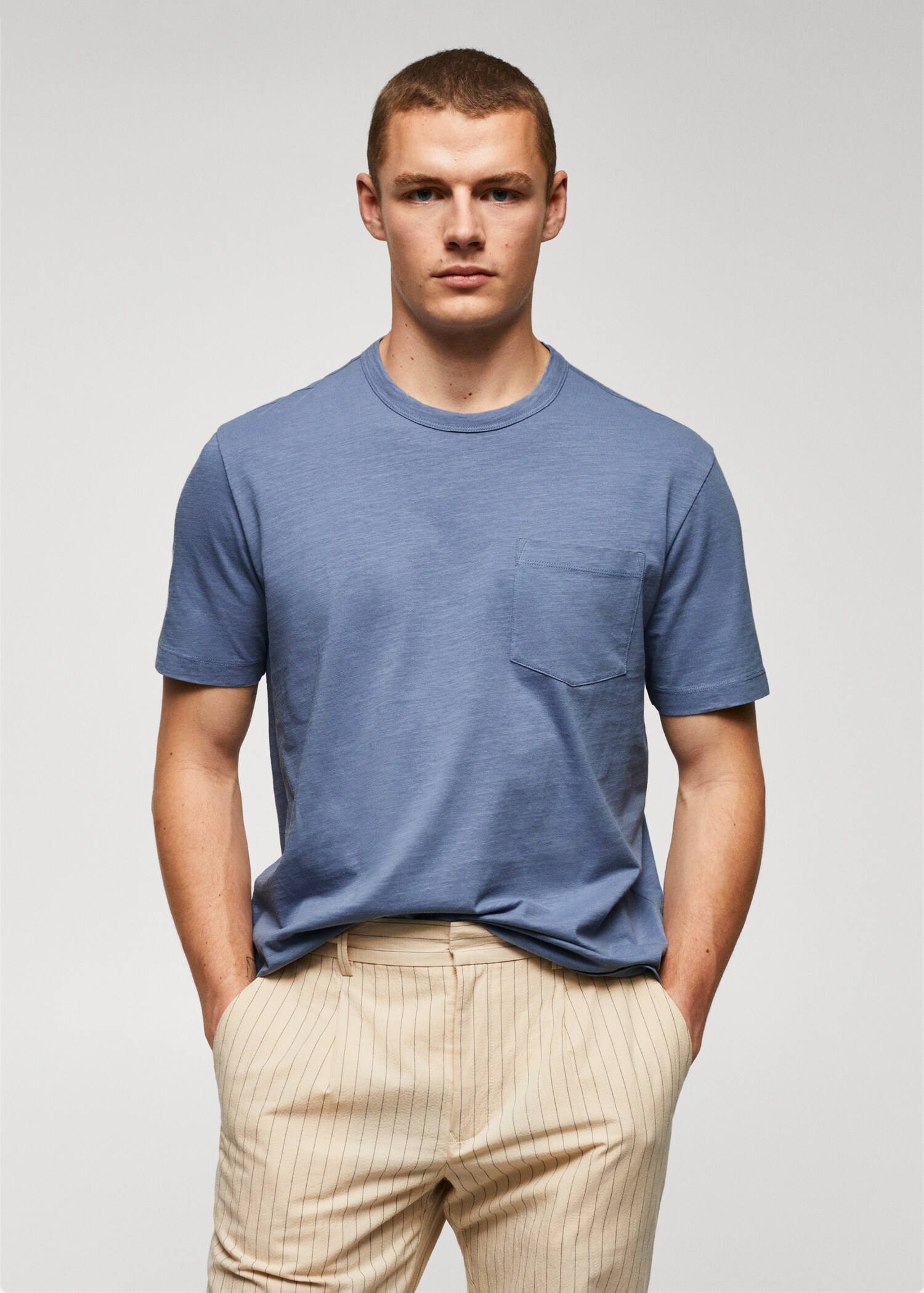 100% cotton t-shirt with pocket - Medium plane