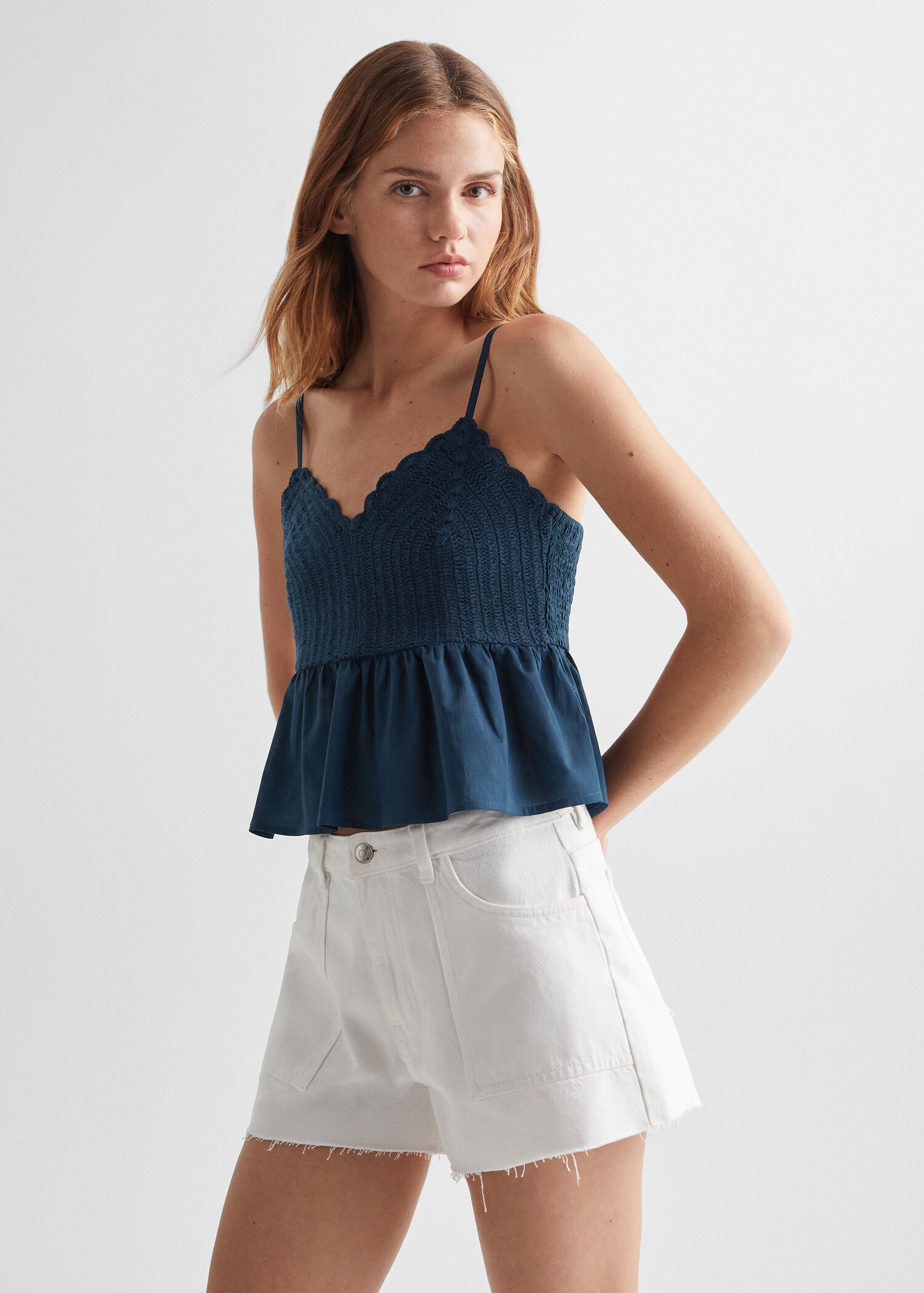 Cotton-blend knit top - Medium plane
