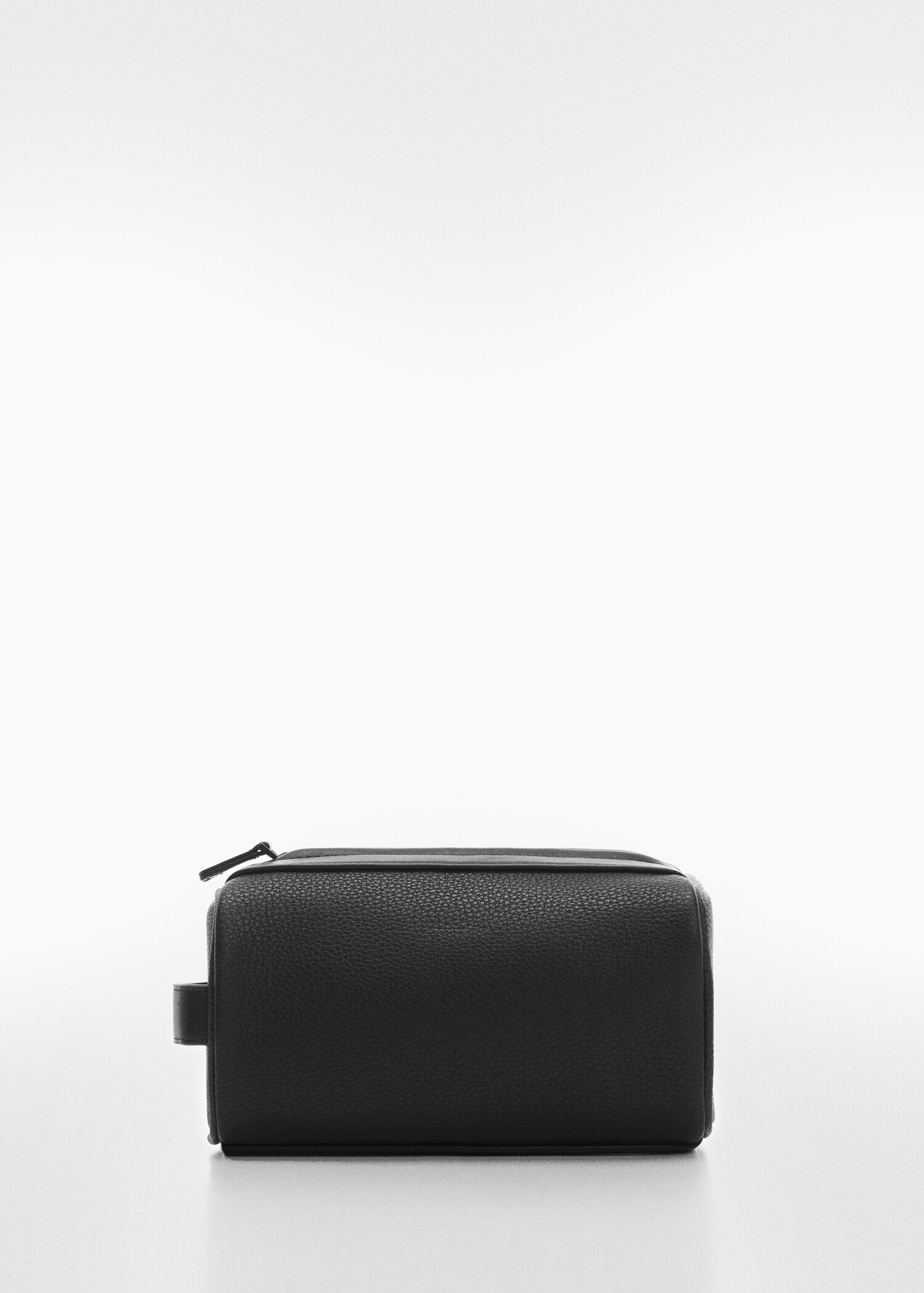 Pebbled leather-effect toiletry bag - Article without model