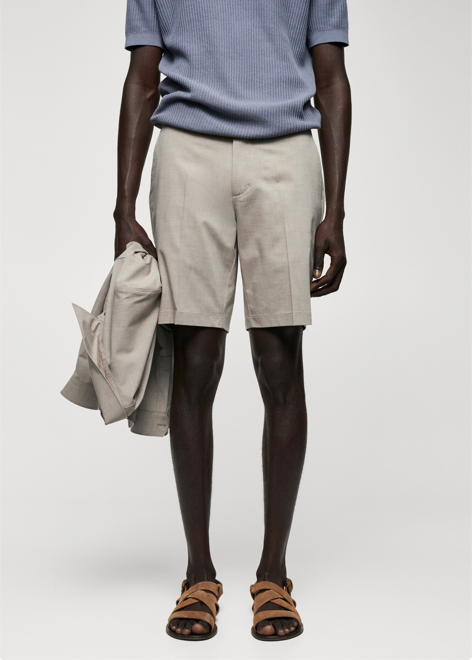 Bermuda slim fit cintura ajustable - Plano medio