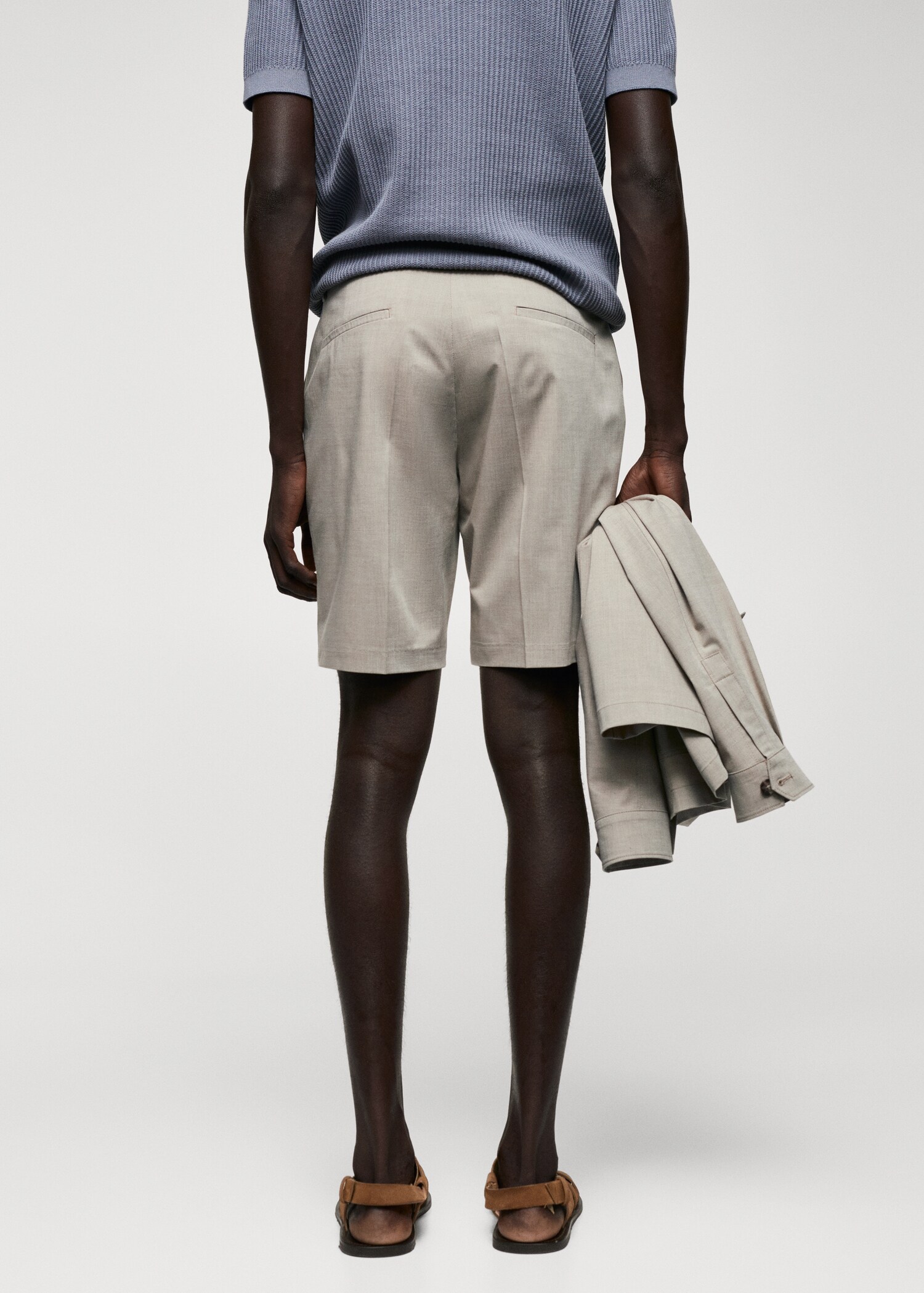 Bermuda slim fit cintura ajustable - Reverso del artículo