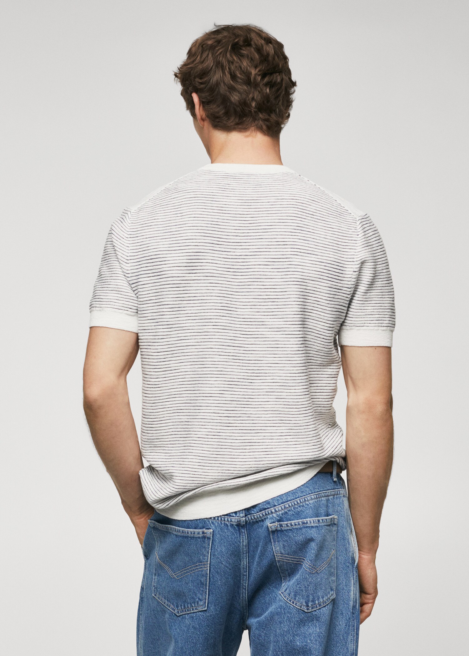 Camiseta rayas textura - Reverso del artículo