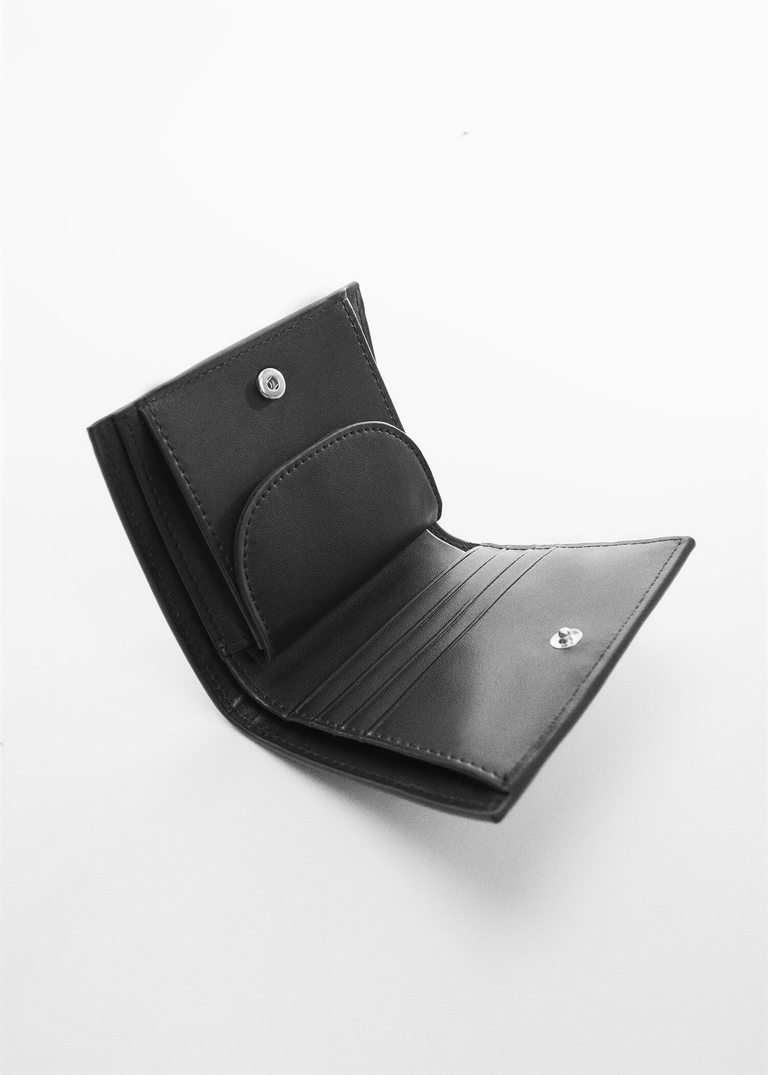 Portafoglio logo rilievo - Piano medio