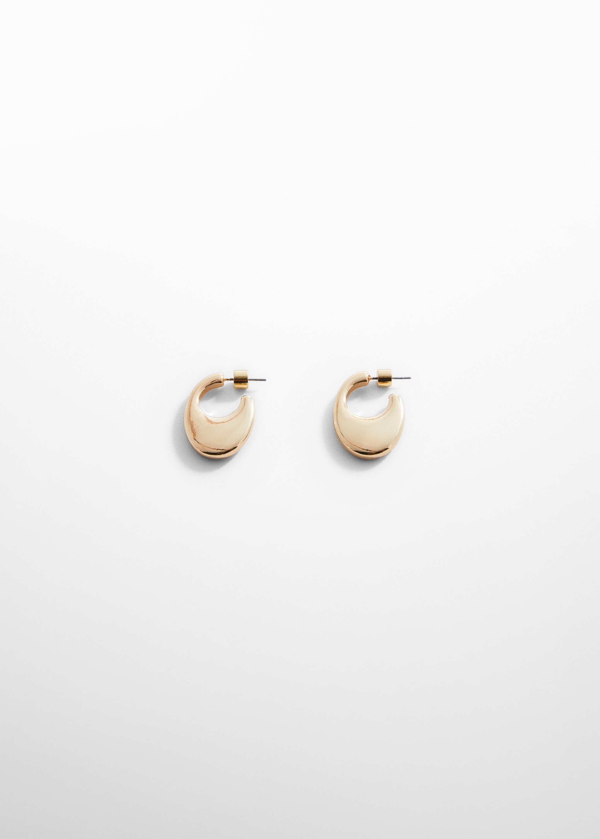 Oval hoop earrings - Article without model