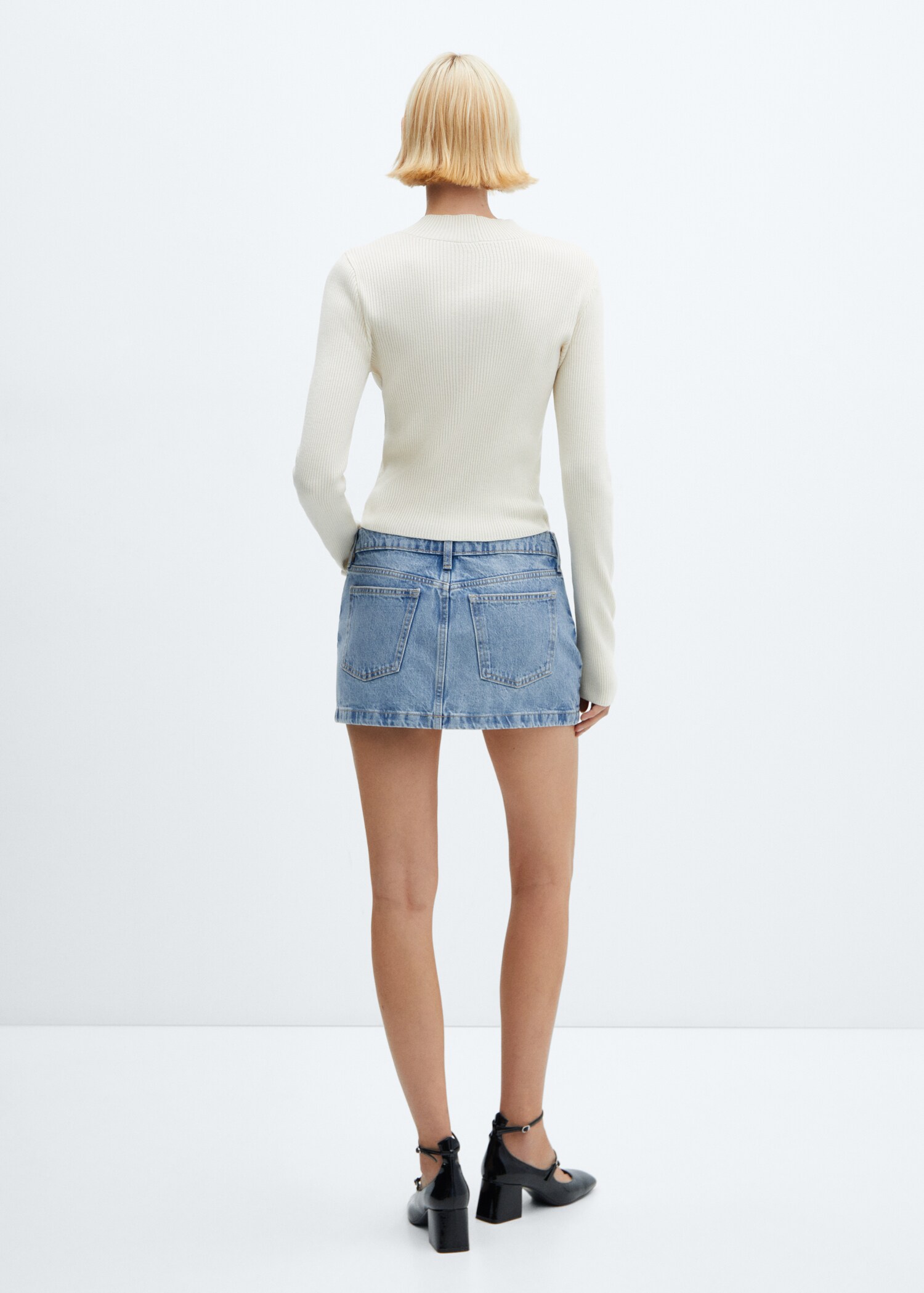 Low-rise denim mini skirt - Reverse of the article