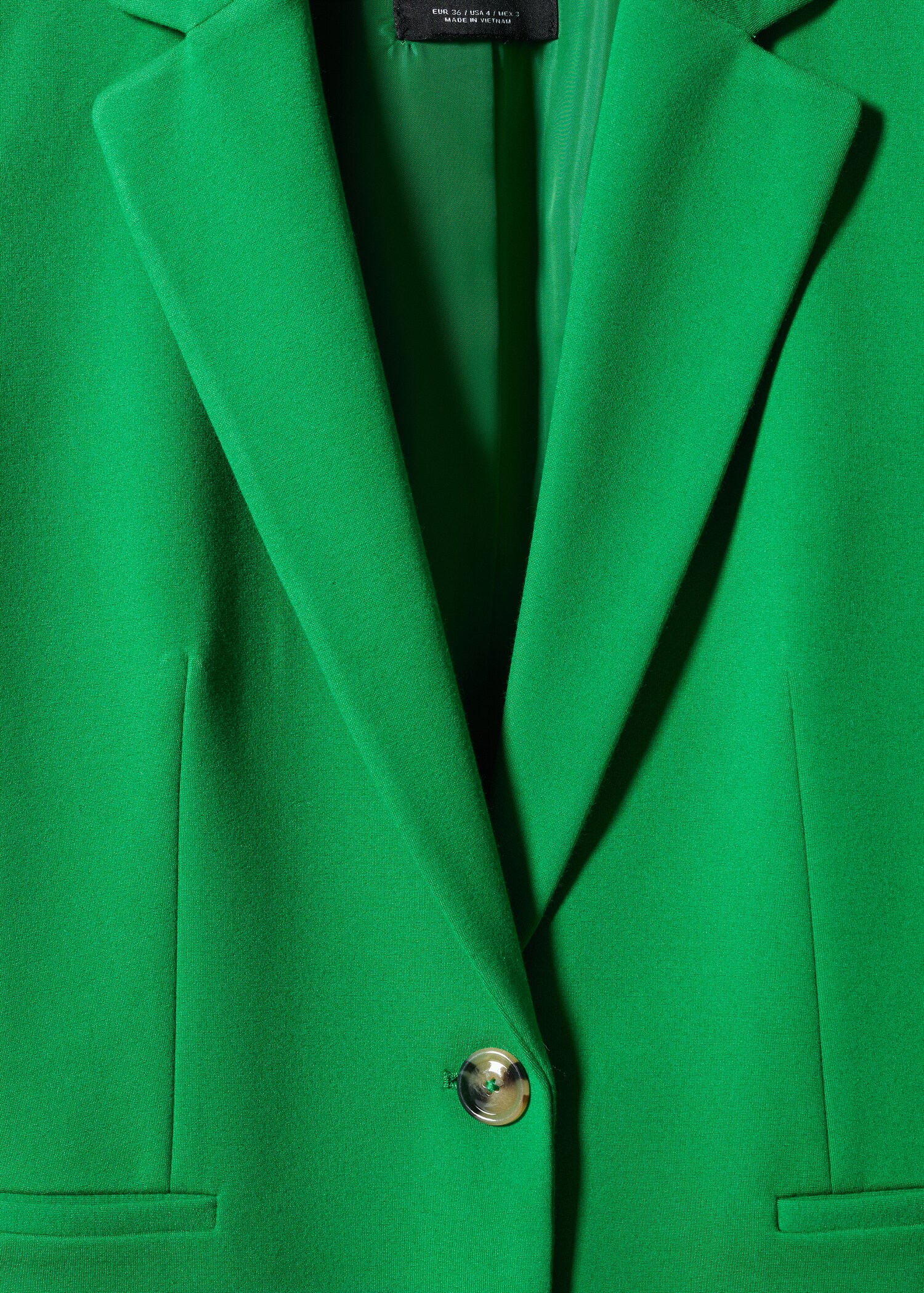 Fitted jacket with blunt stitching - Details of the article 8