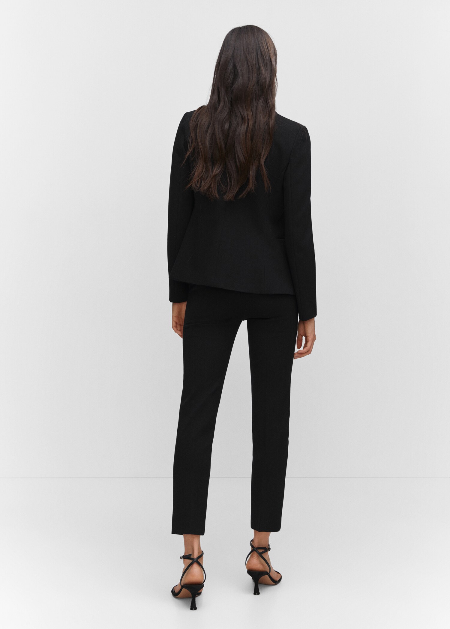 Fitted jacket with blunt stitching - Reverse of the article