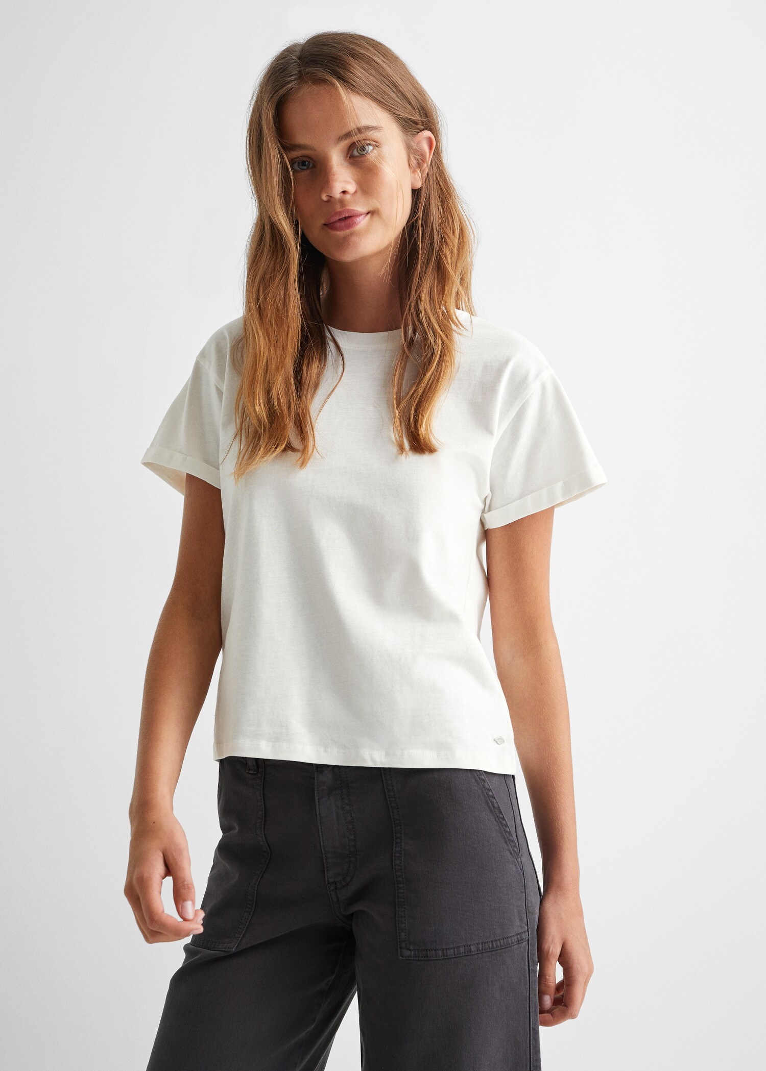 Basic-T-Shirt aus Baumwolle - Mittlere Ansicht