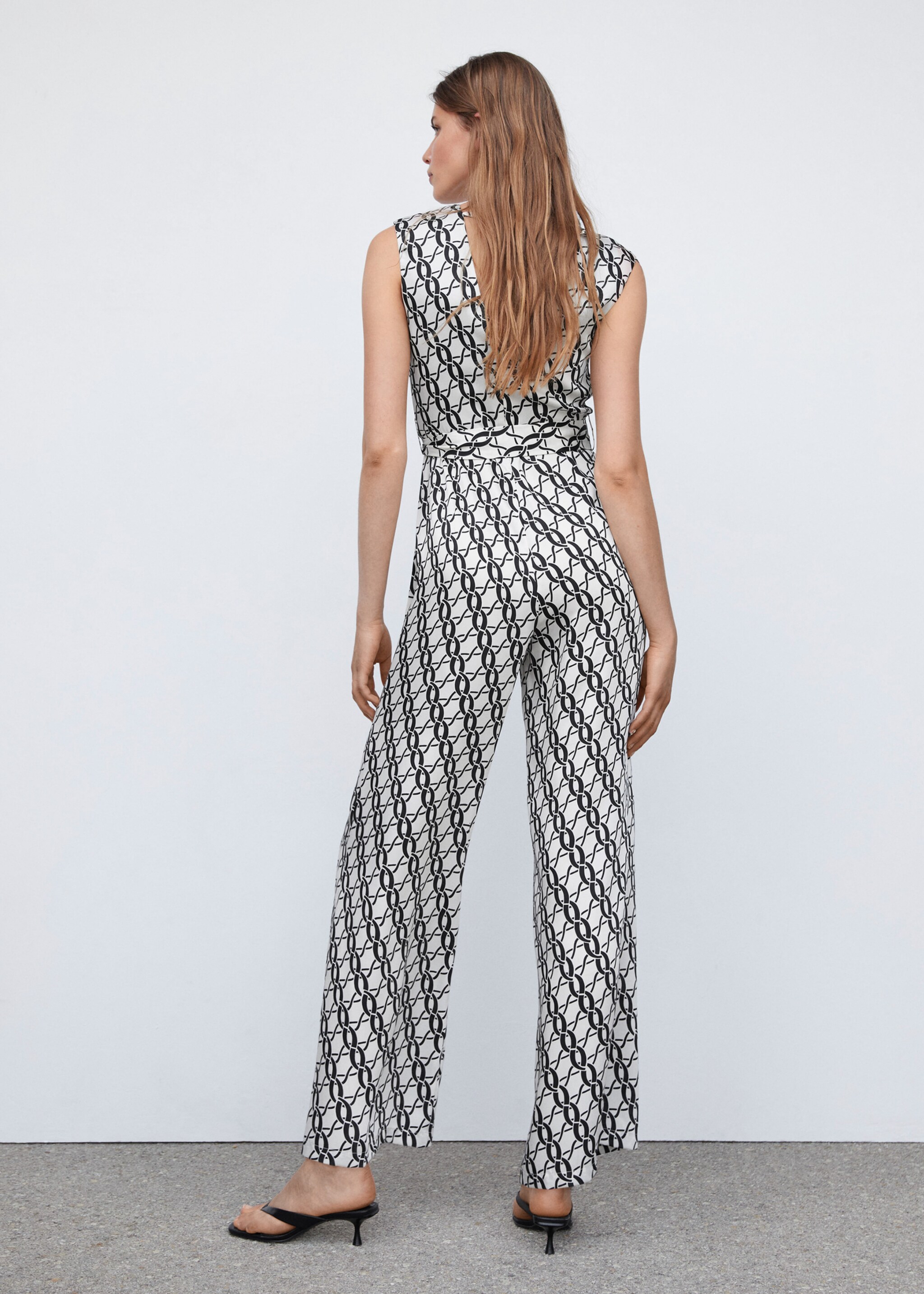 Chain-print jumpsuit - Reverse of the article, Black. Ref: 57043805-00.