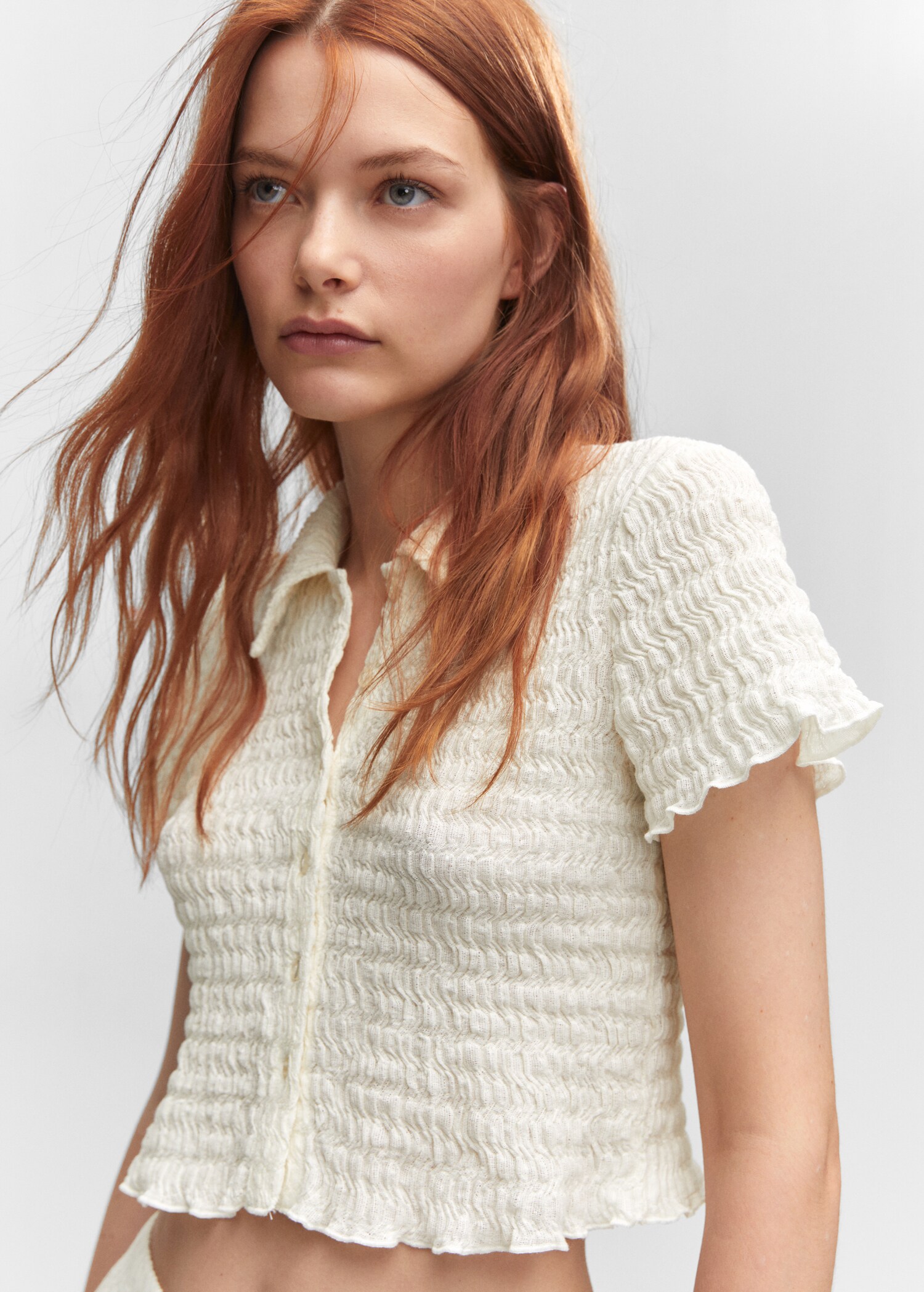 Cropped textured t-shirt - Details of the article 1