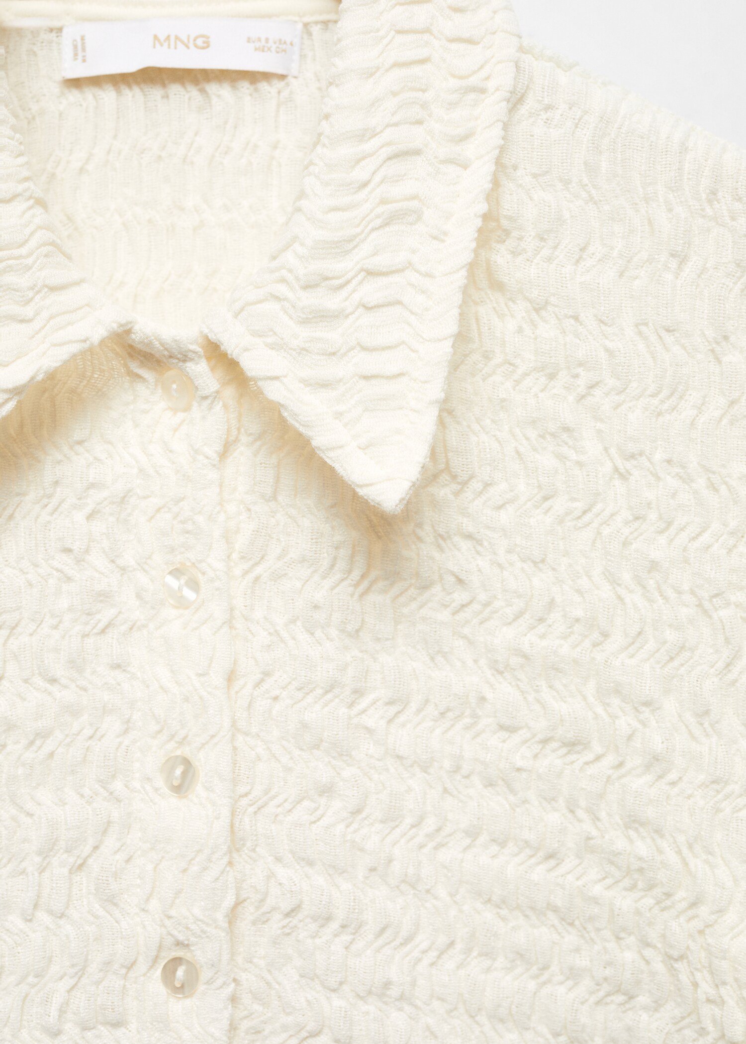Cropped textured t-shirt - Details of the article 8