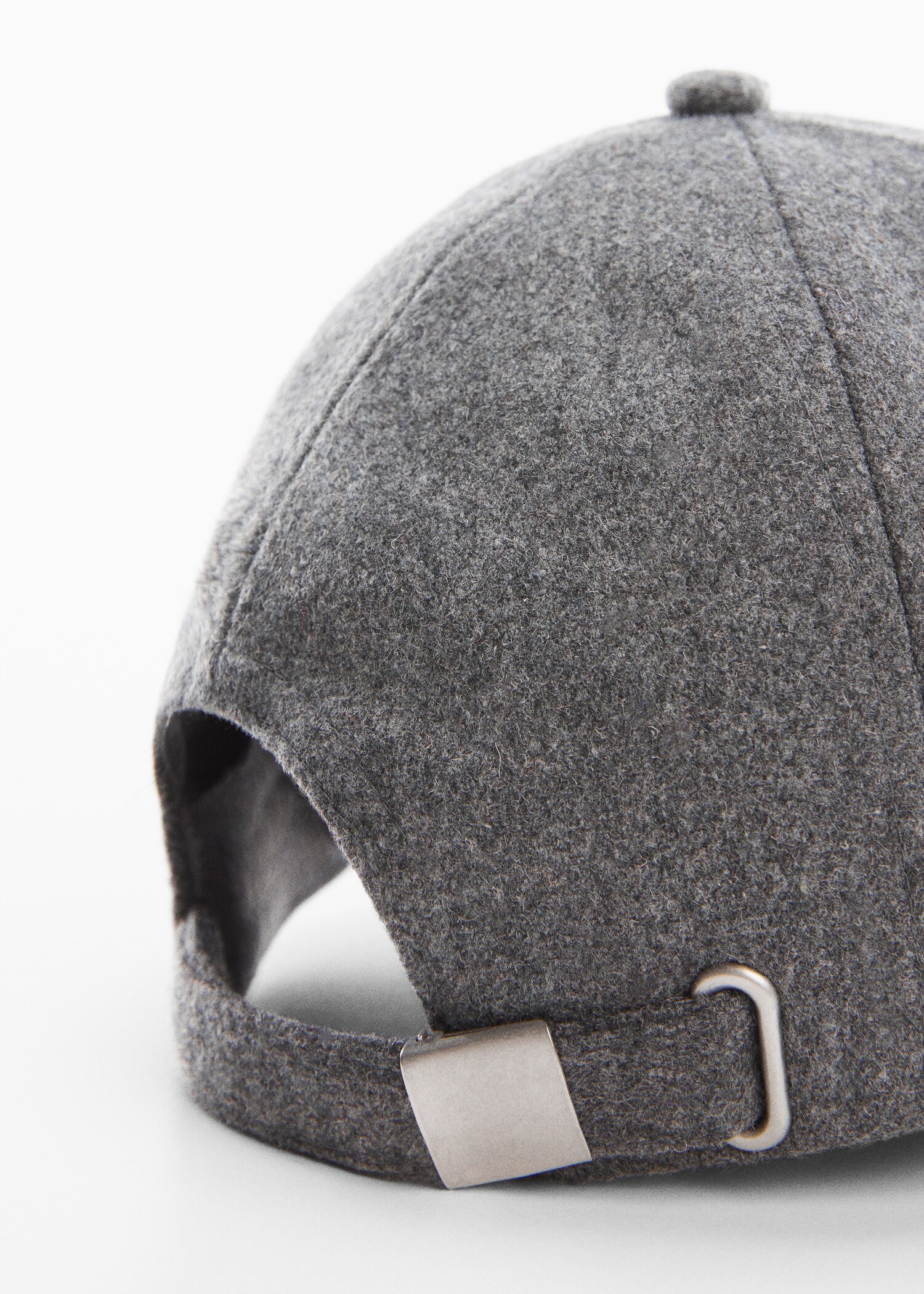 Embroidered detail cap - Details of the article 1