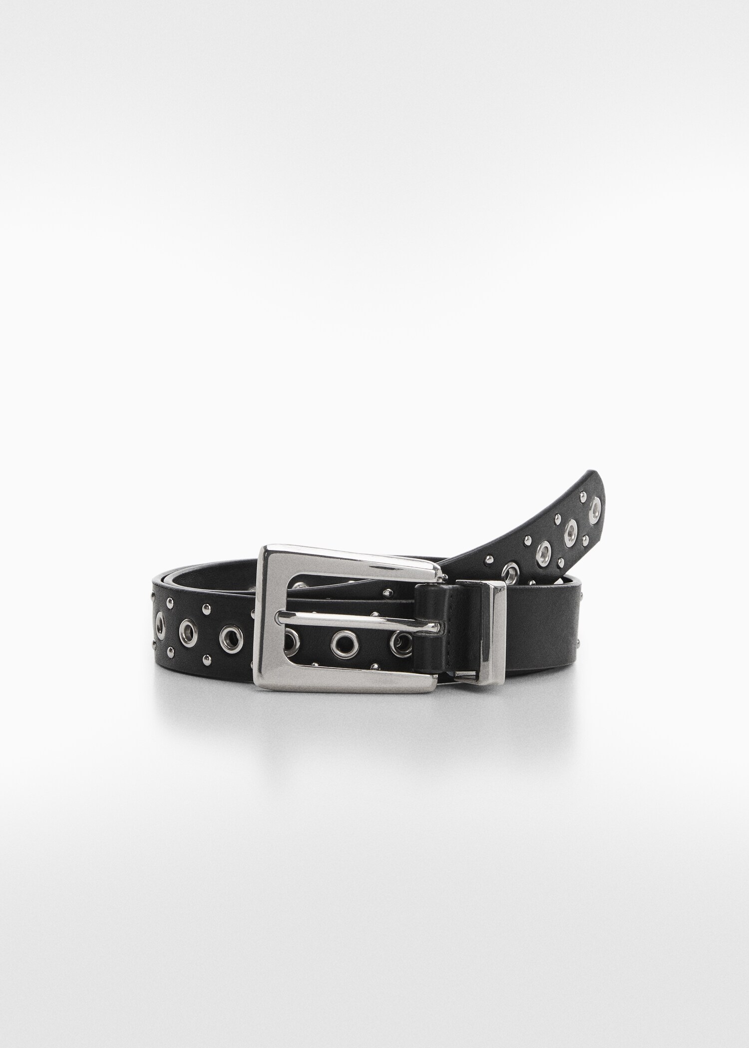 Buckled studded belt - Article without model