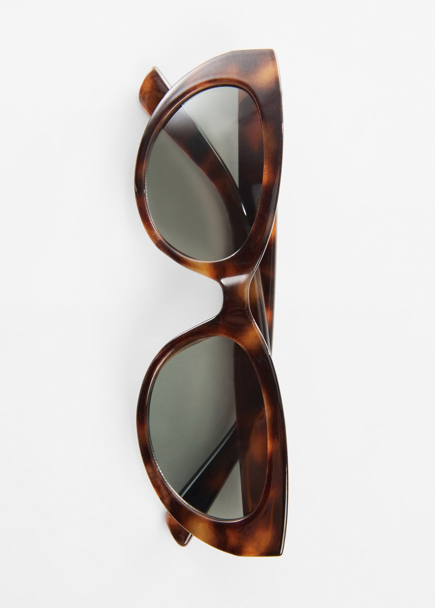 Sonnenbrille im Retro-Stil - Detail des Artikels 2